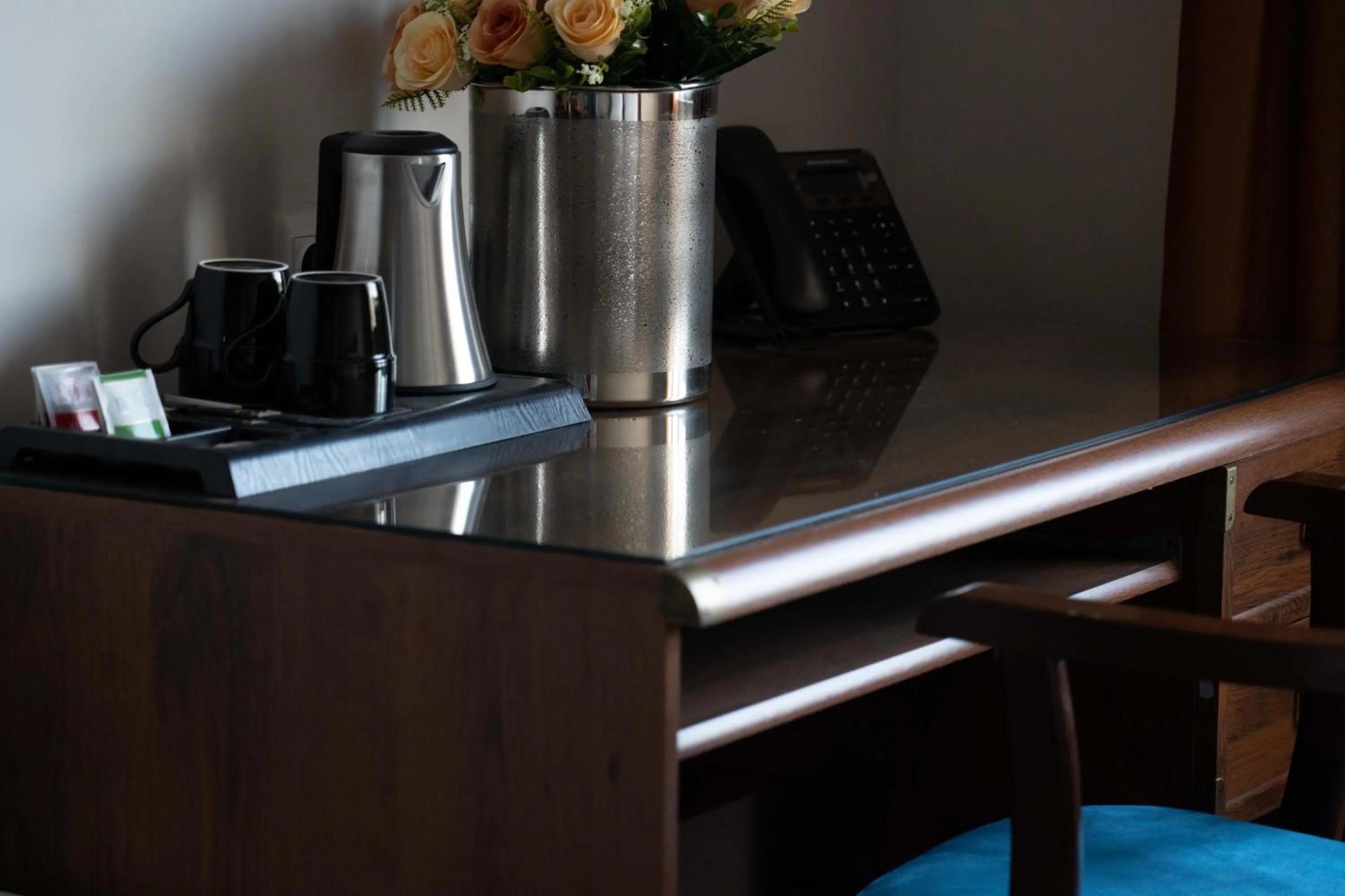 Coffee/tea facilities in Aqua Hotel