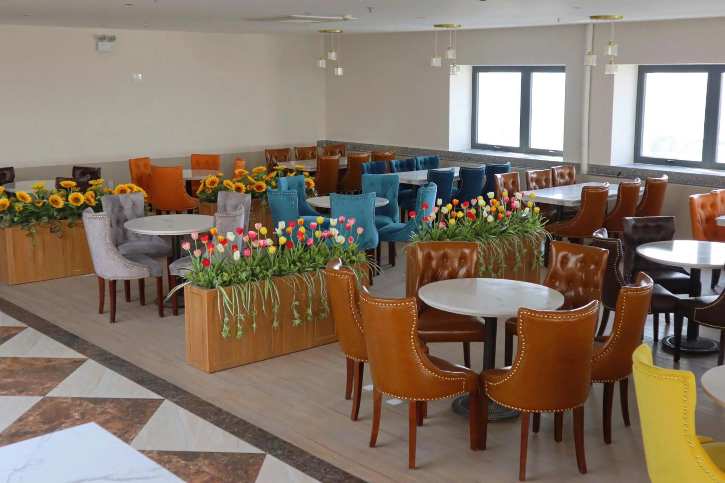 Restaurant/places to eat in ATP Galaxy Hotel & Apartment Danang