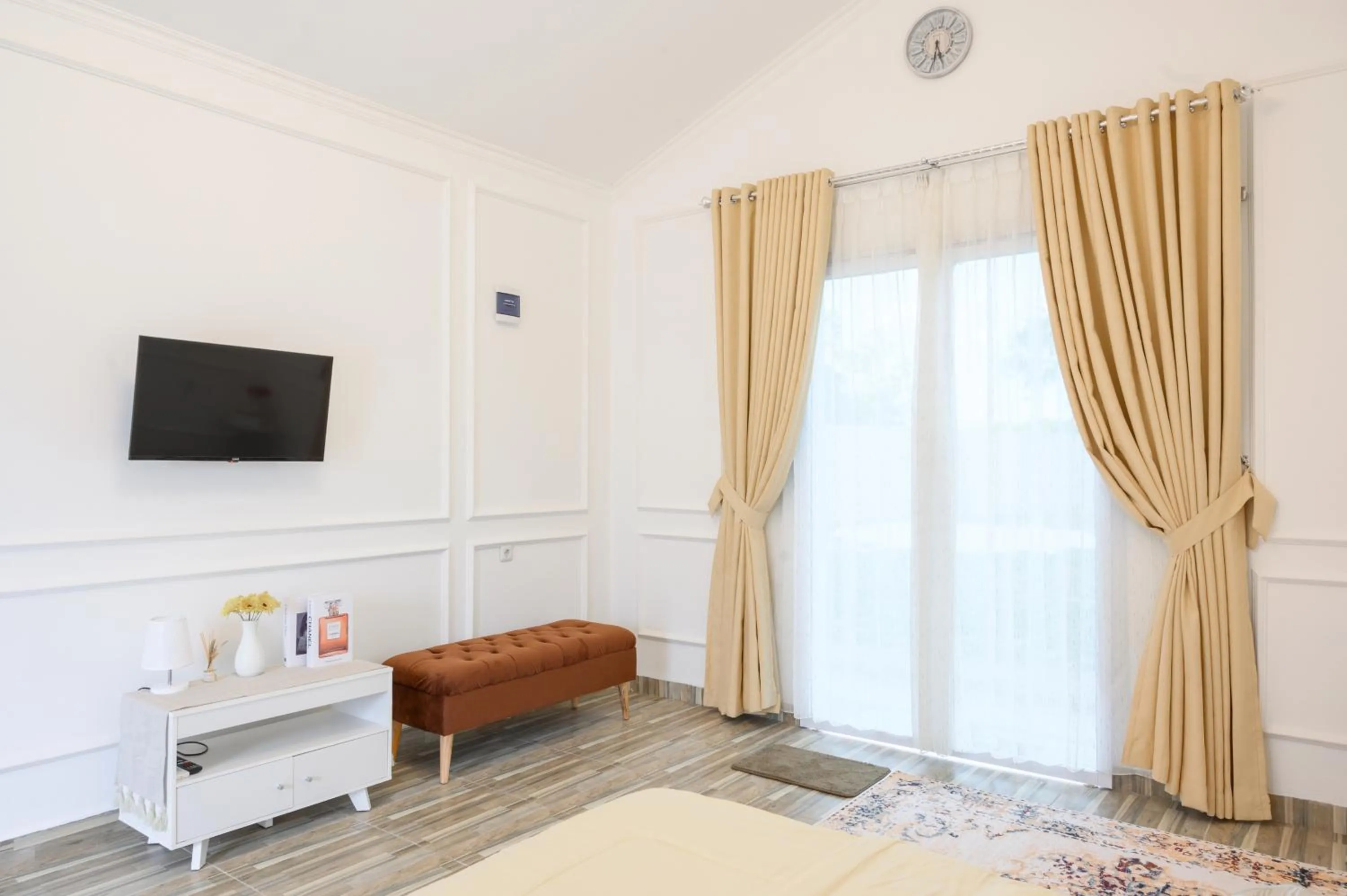 Bed in The Byan House Villa In Belitung