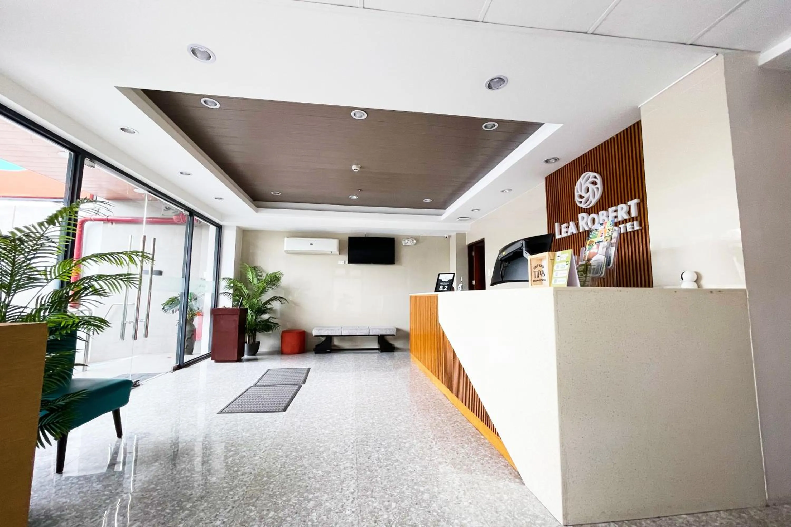 Lobby or reception in Lea Robert Hotel Angeles City