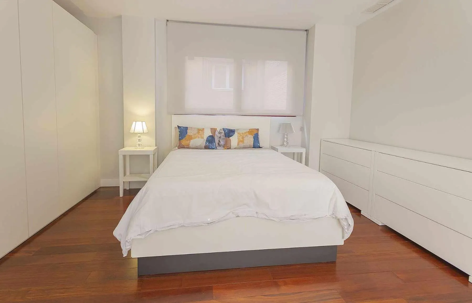 Bedroom, Bed in Apartamentos Libertad 24