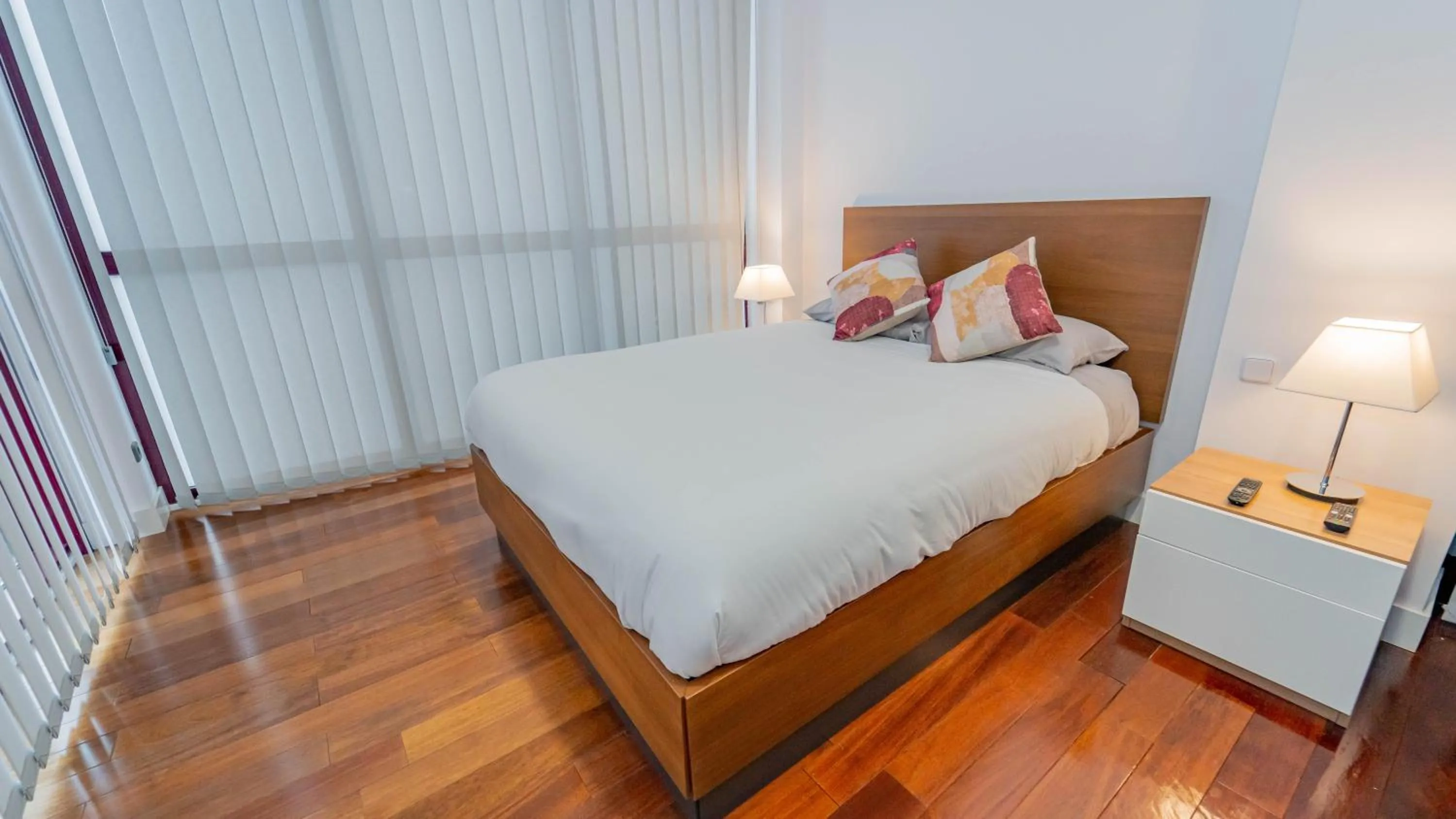 Bedroom, Bed in Apartamentos Libertad 24