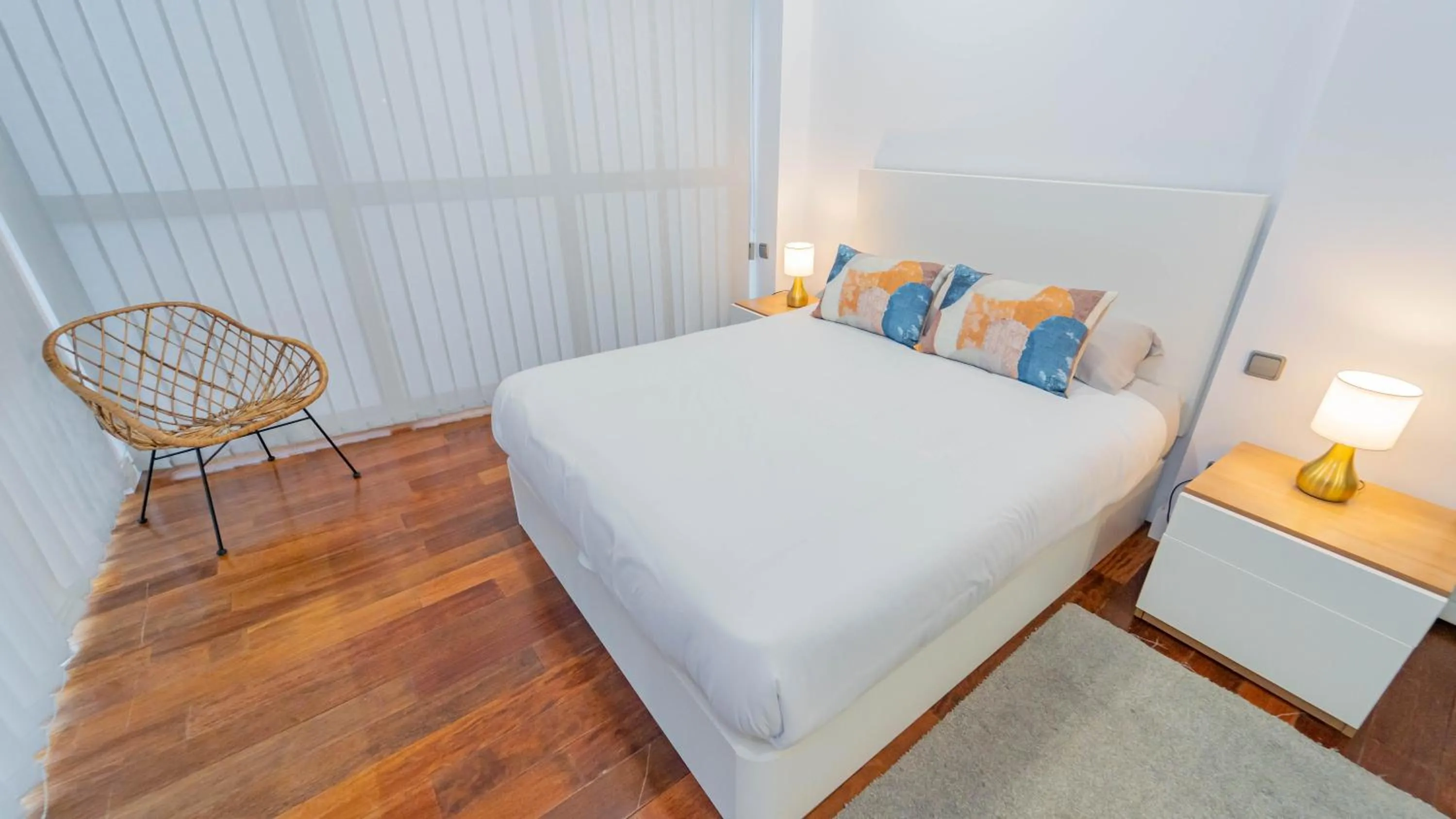 Bedroom, Bed in Apartamentos Libertad 24