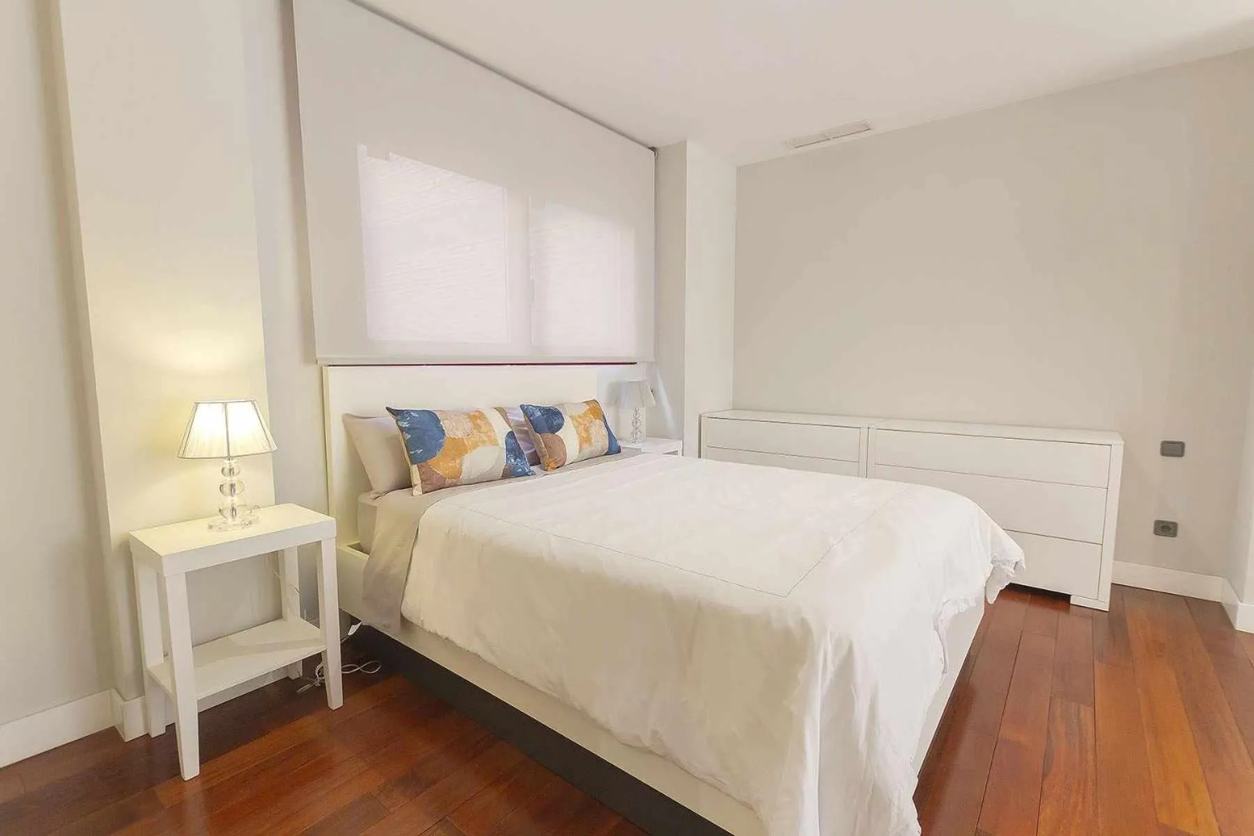 Bedroom, Bed in Apartamentos Libertad 24