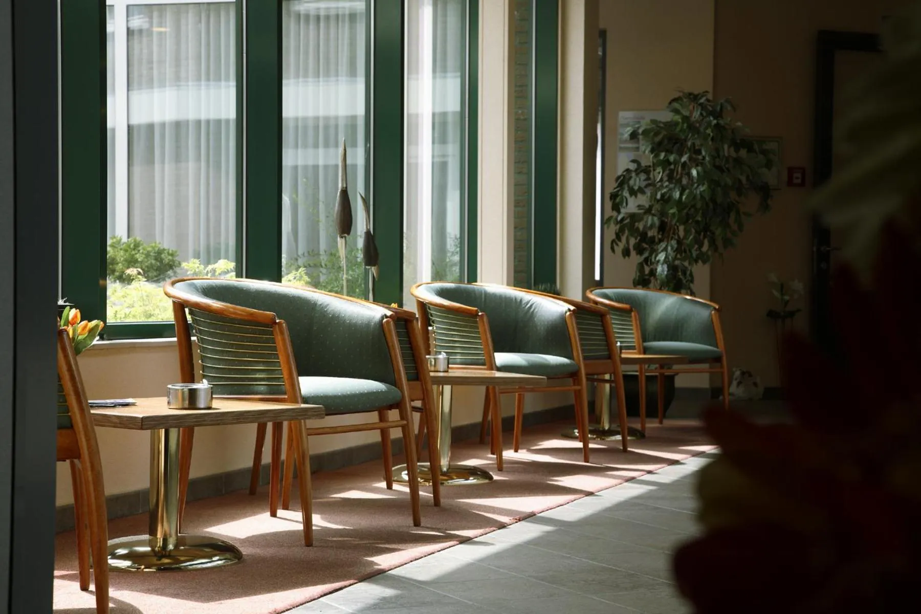 Communal lounge/ TV room in Hotel Dekkers