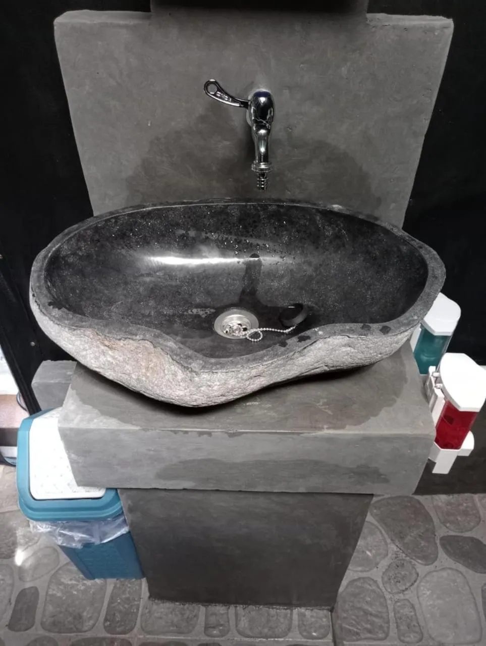 Bathroom in Popitan Garden Campground & Glamping Bedugul