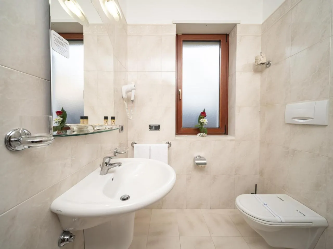 Toilet in Hotel SAN PIO