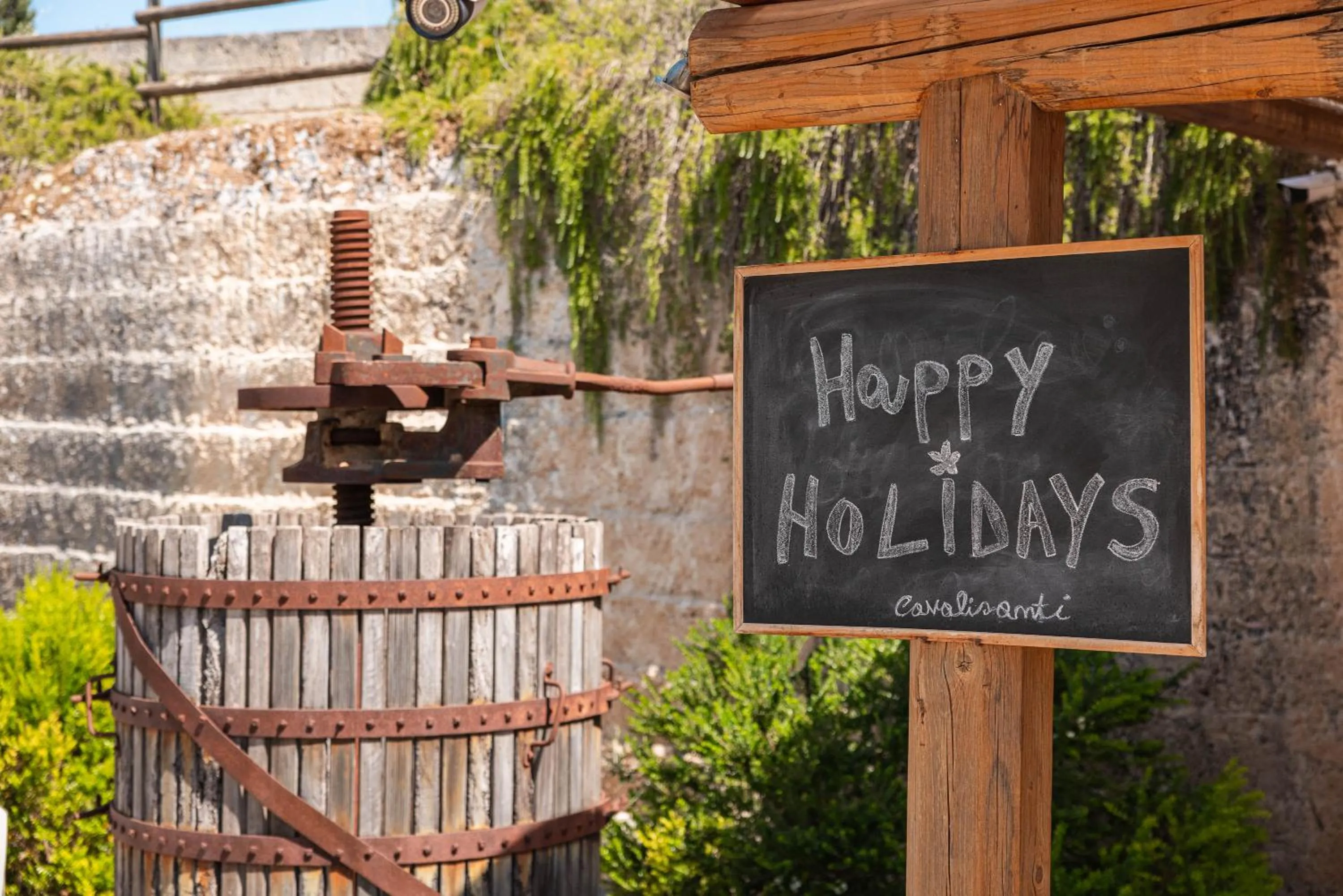 Decorative detail in Cava Li Santi Residence a Santa Caterina