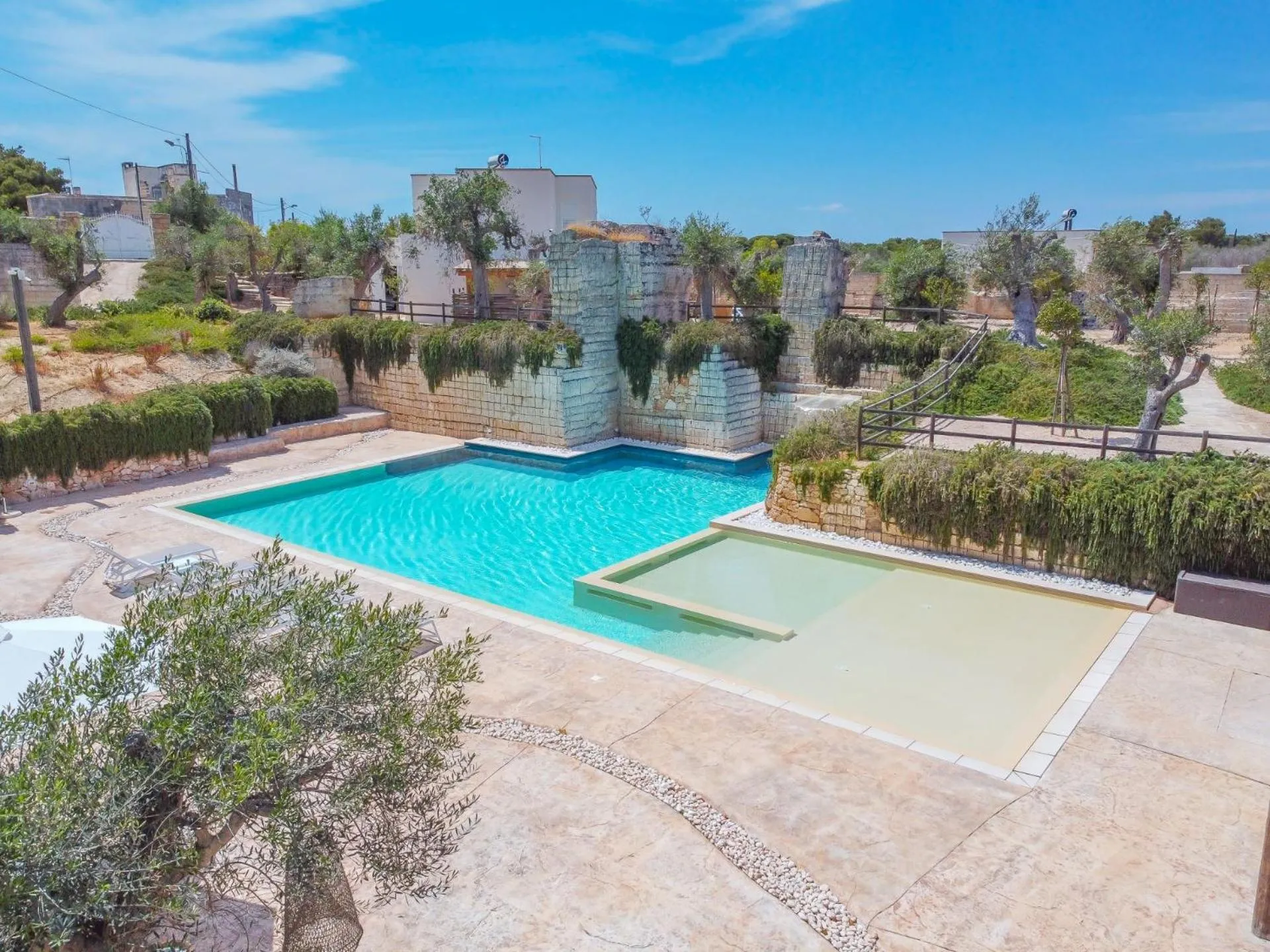 Property building in Cava Li Santi Residence