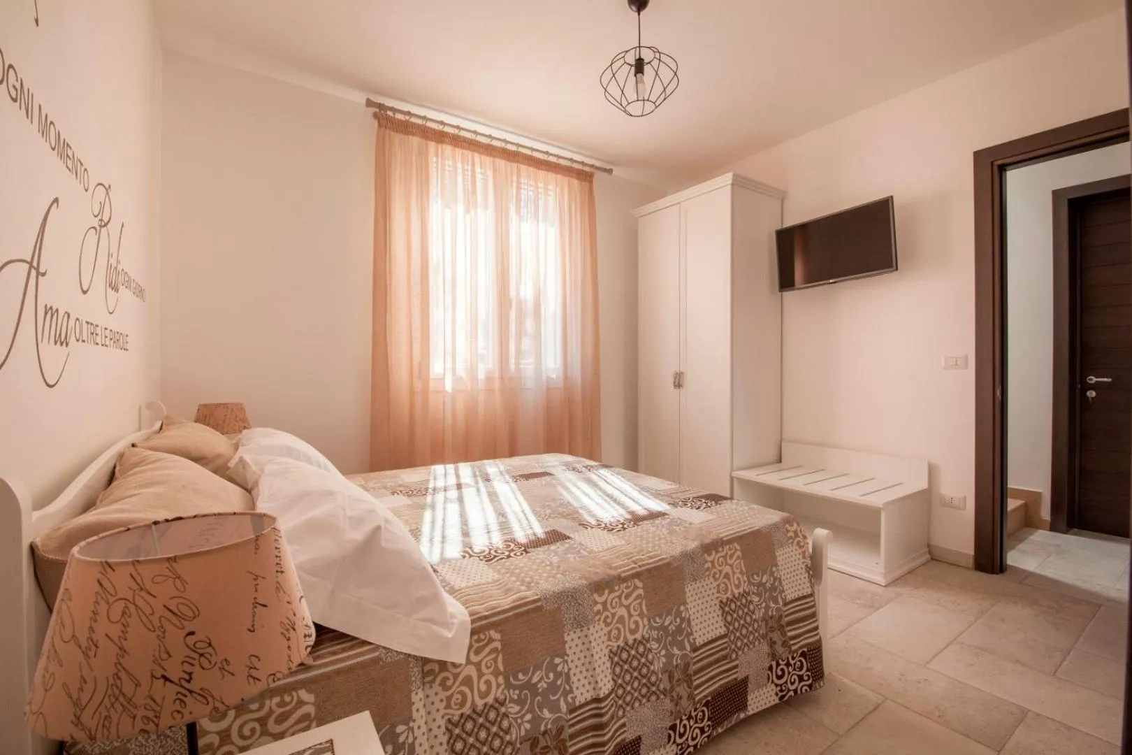 Bed in Cava Li Santi Residence a Santa Caterina