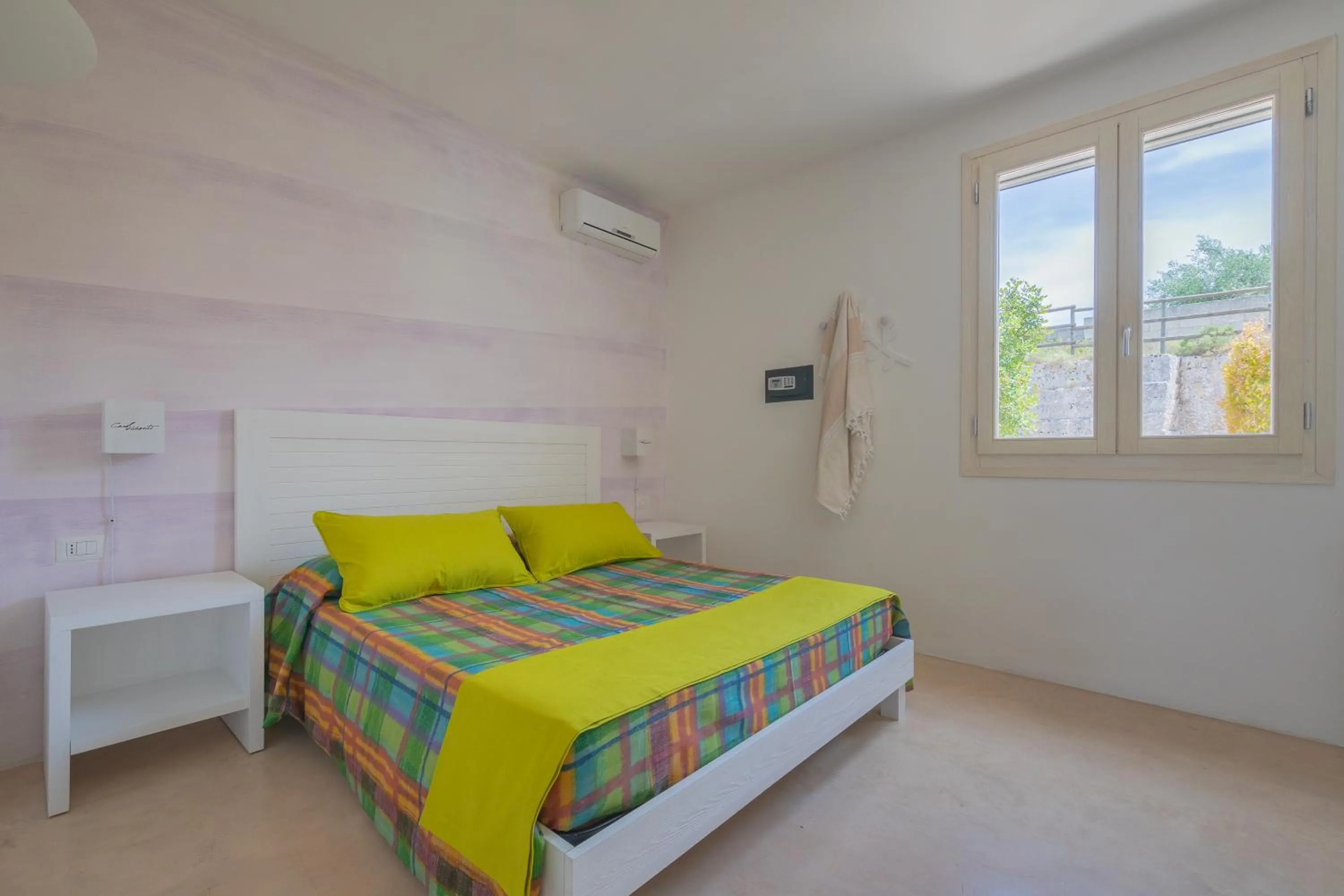 Bedroom, Bed in Cava Li Santi Residence