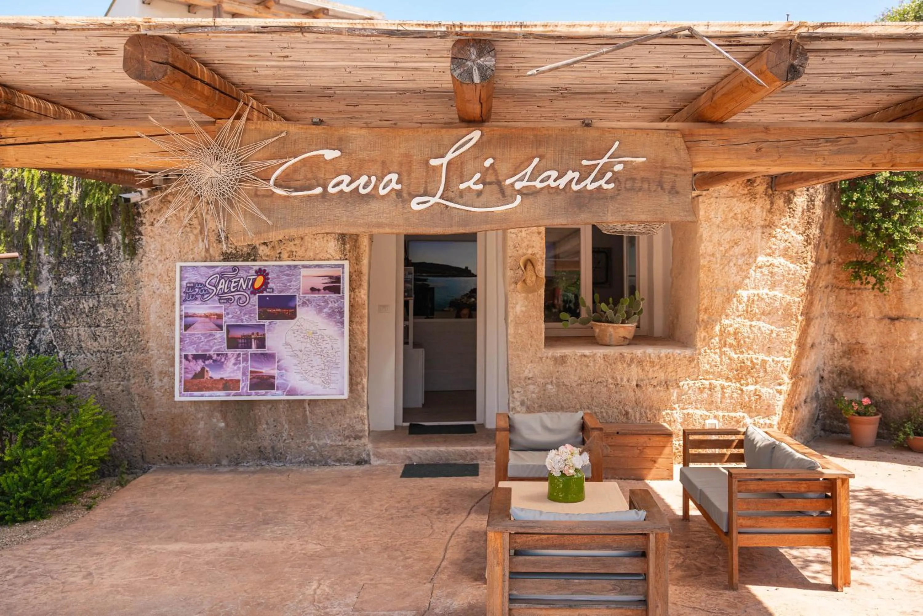 Lobby or reception in Cava Li Santi Residence a Santa Caterina