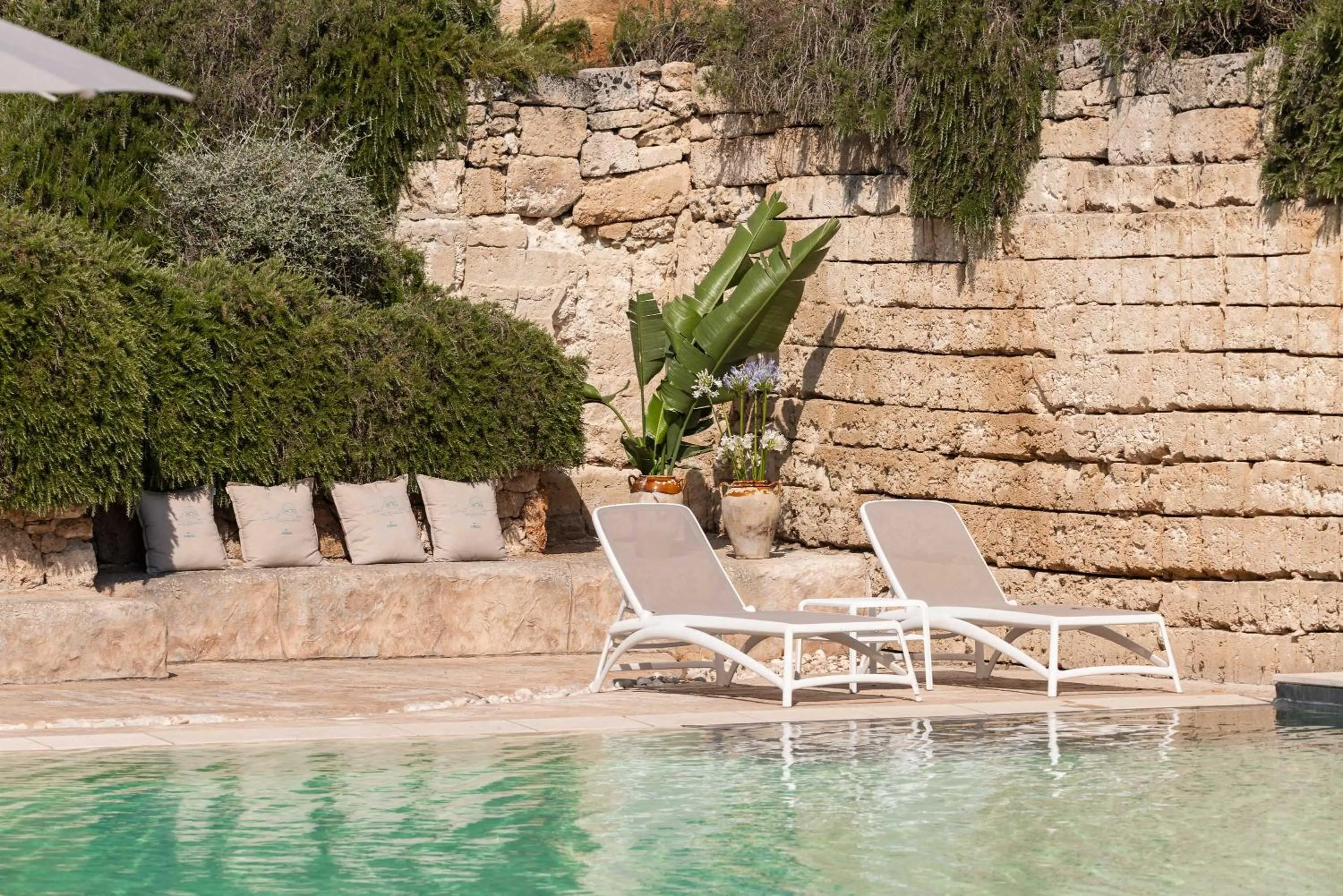 Swimming pool in Cava Li Santi Residence a Santa Caterina