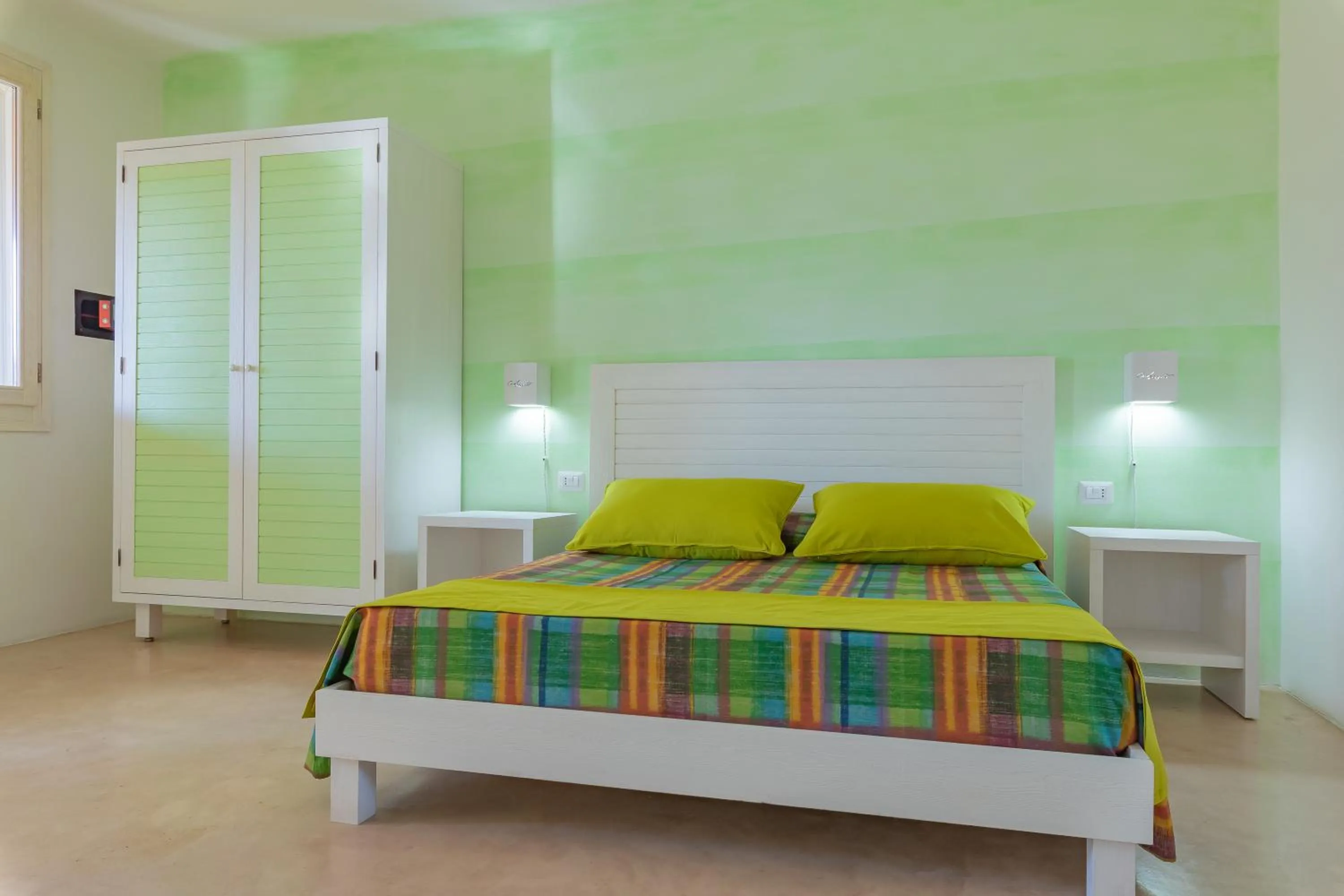 Bedroom, Bed in Cava Li Santi Residence