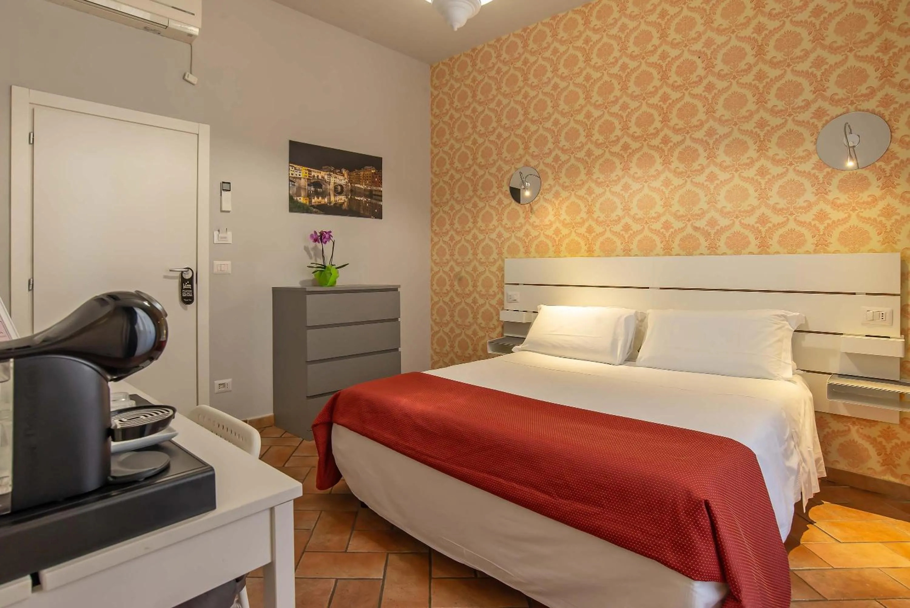 Bed in IL MERCATO CENTRALE B and B