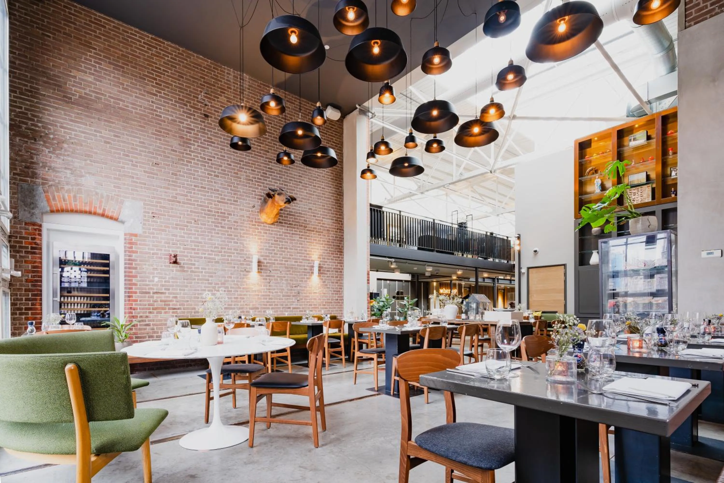 Restaurant/places to eat in Hotel De Hallen