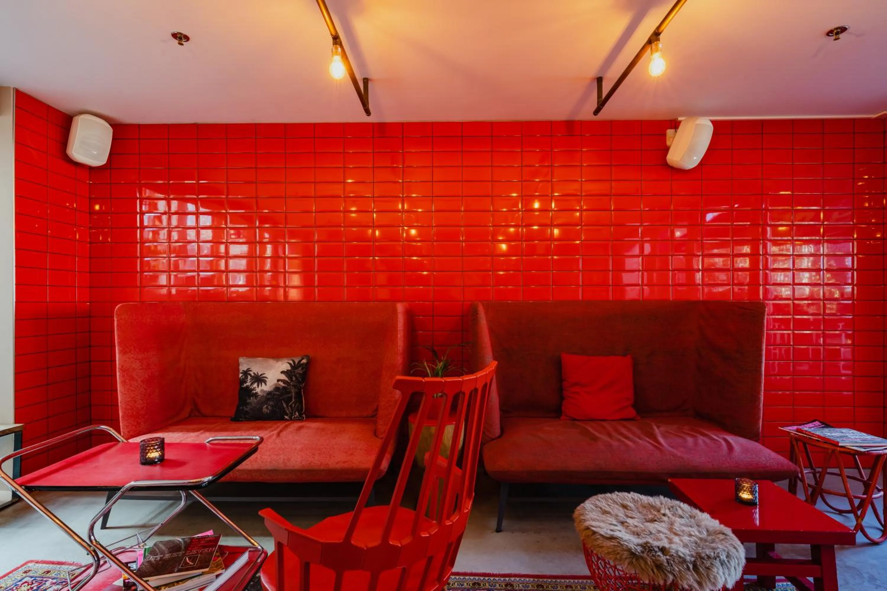 Restaurant/places to eat in Hotel De Hallen