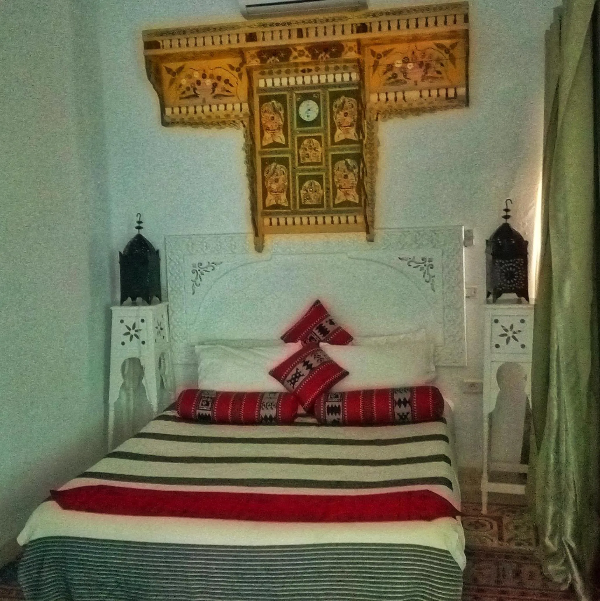 Bed in Dar Baaziz