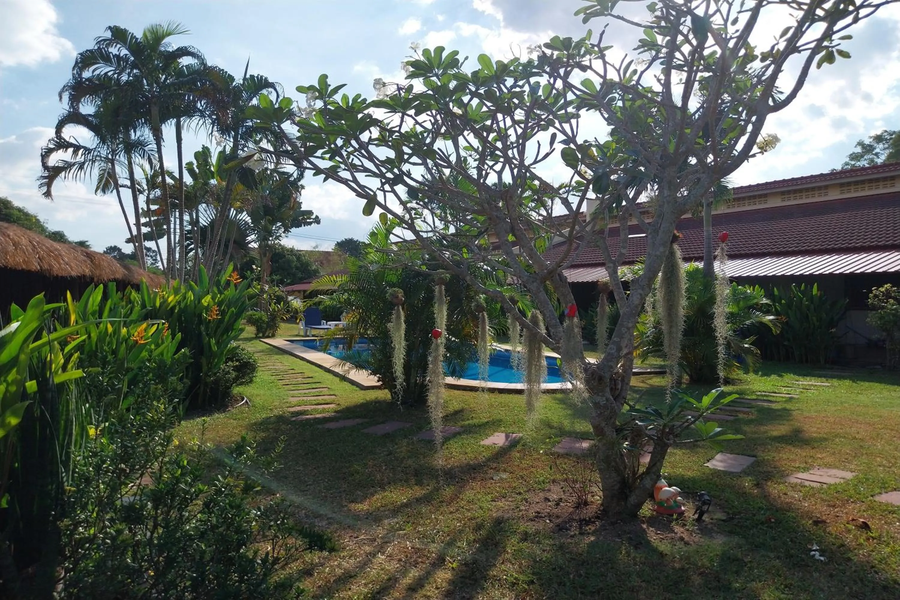 Swimming pool in Kanchira Resort