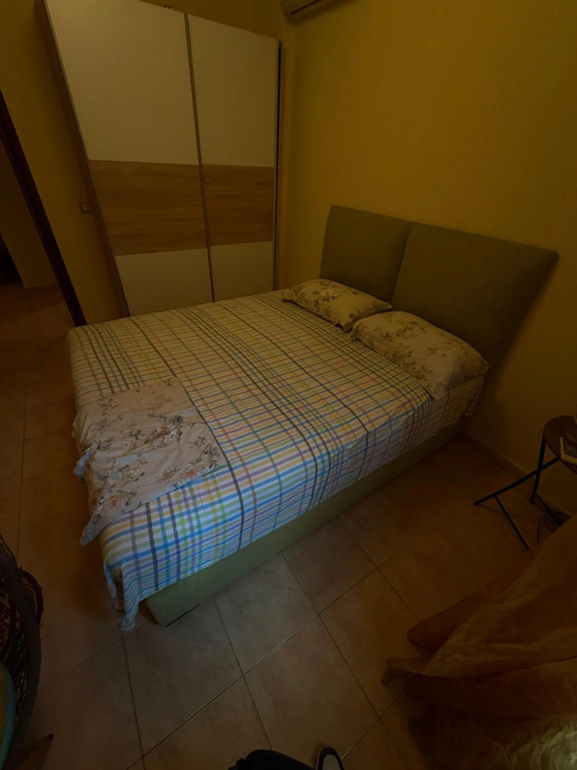 Bed in Espana aparthotel