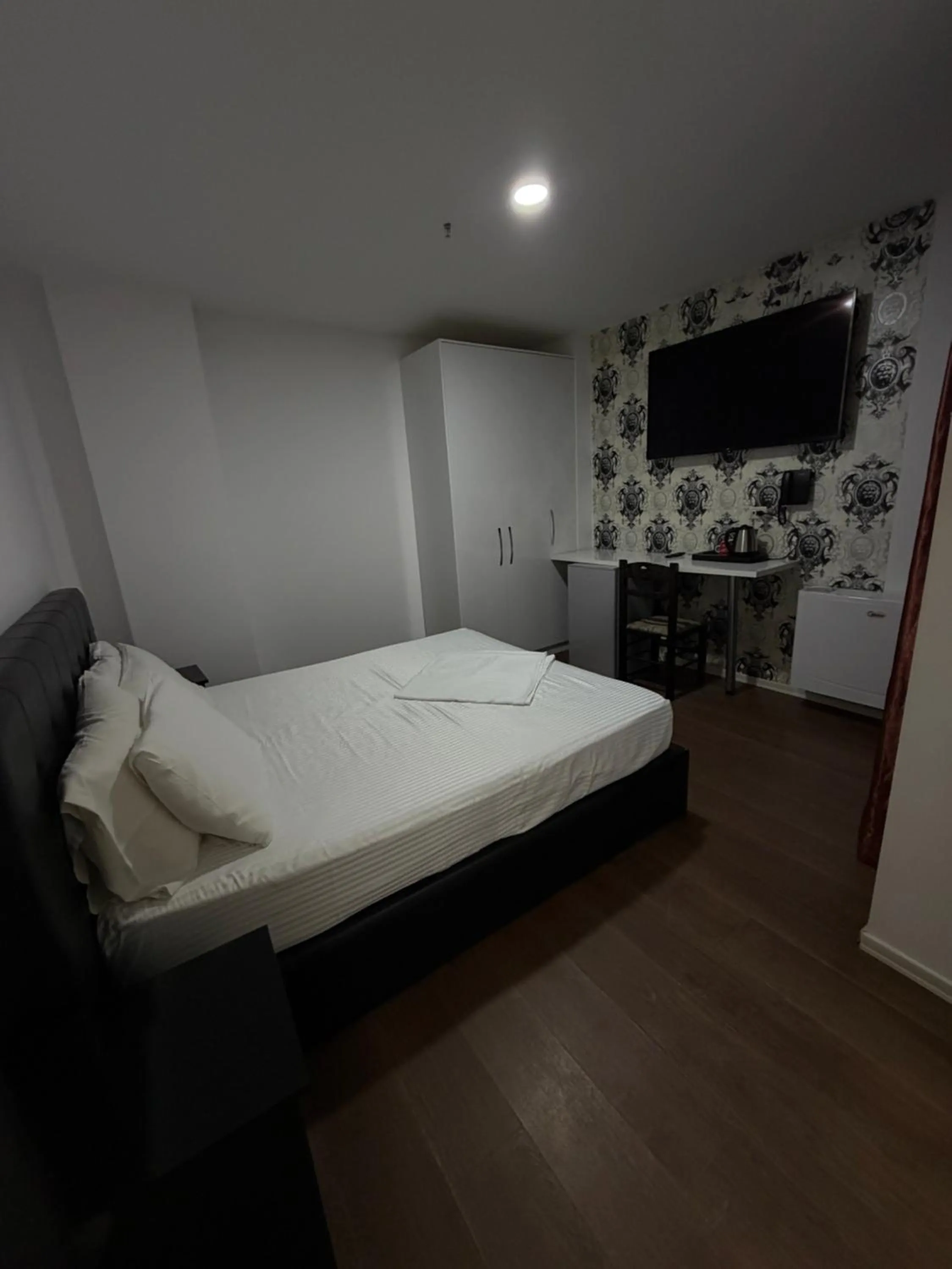 Bed in Espana aparthotel