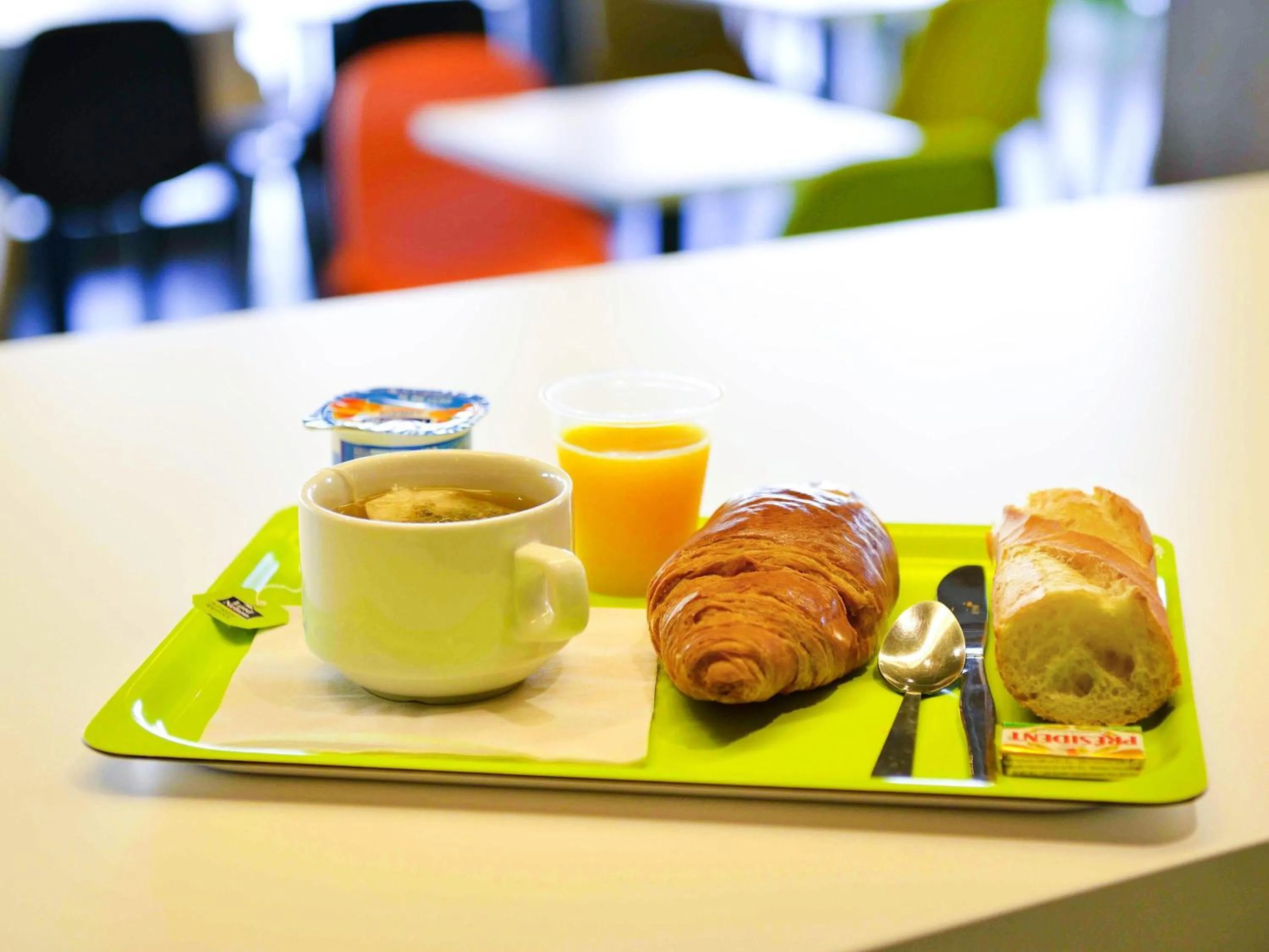 Breakfast in ibis budget Bordeaux Lac