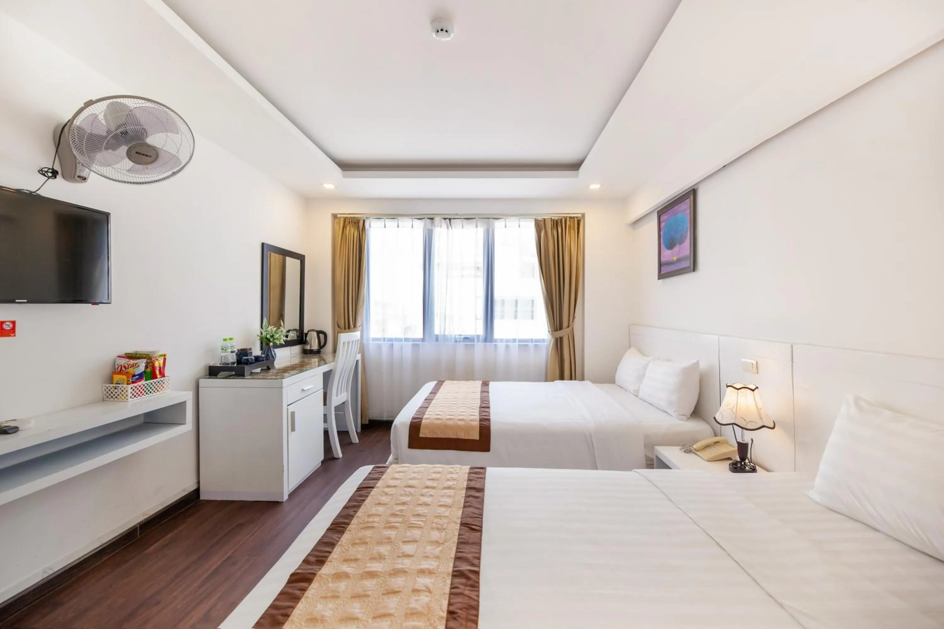 Bed in Waikiki Beach Hotel Da Nang