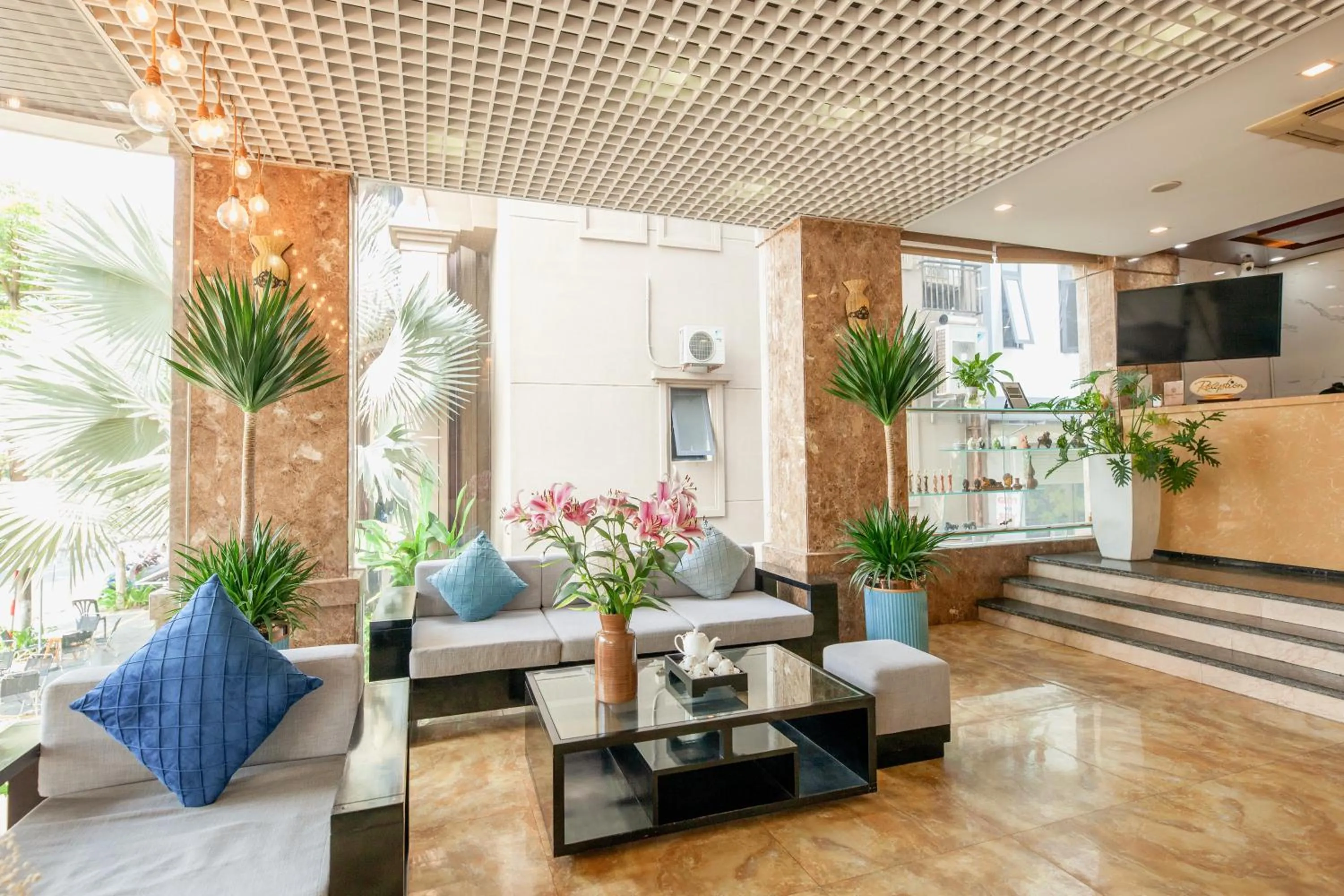 Living room in Waikiki Beach Hotel Da Nang