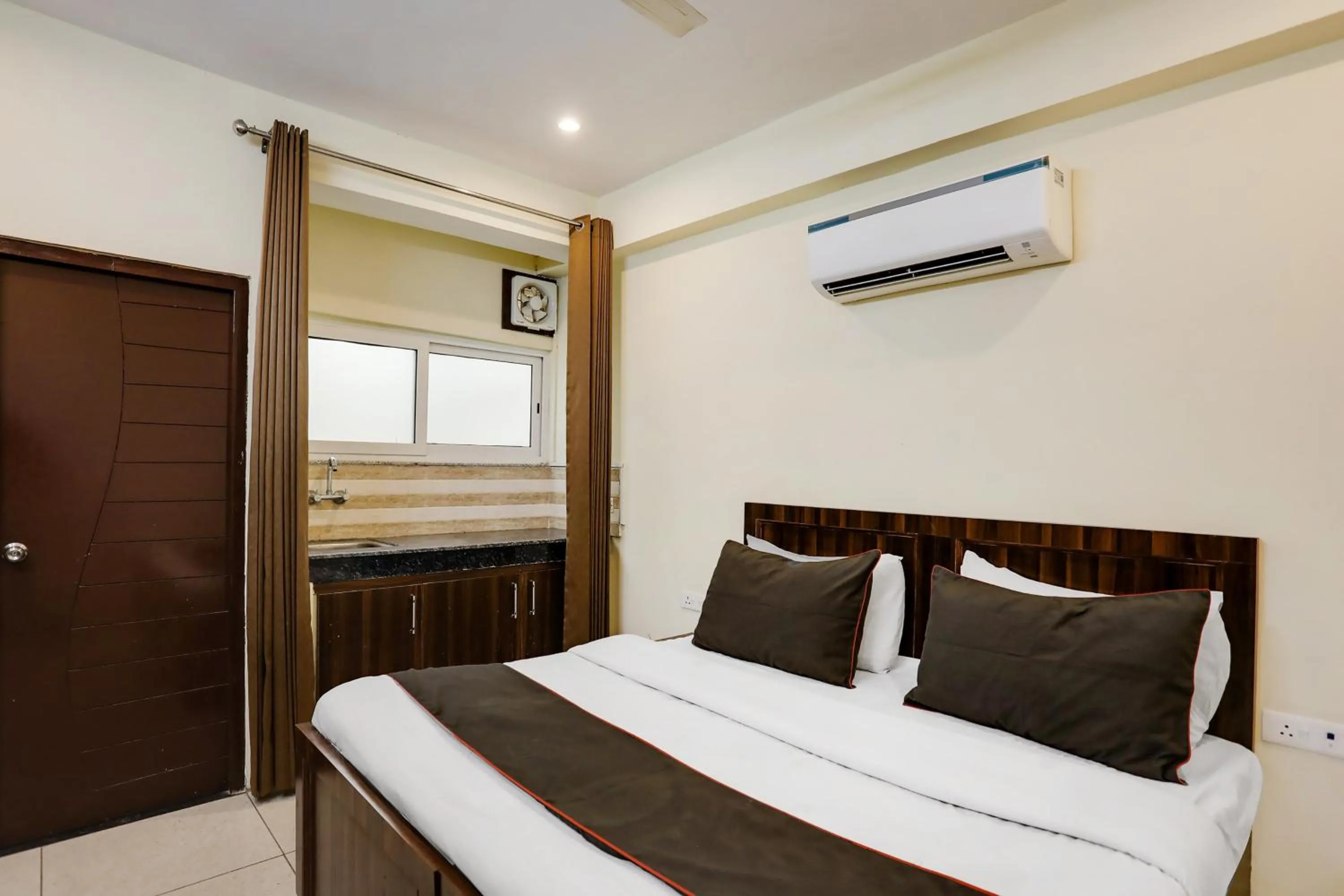 Bedroom in Hotel Midtown