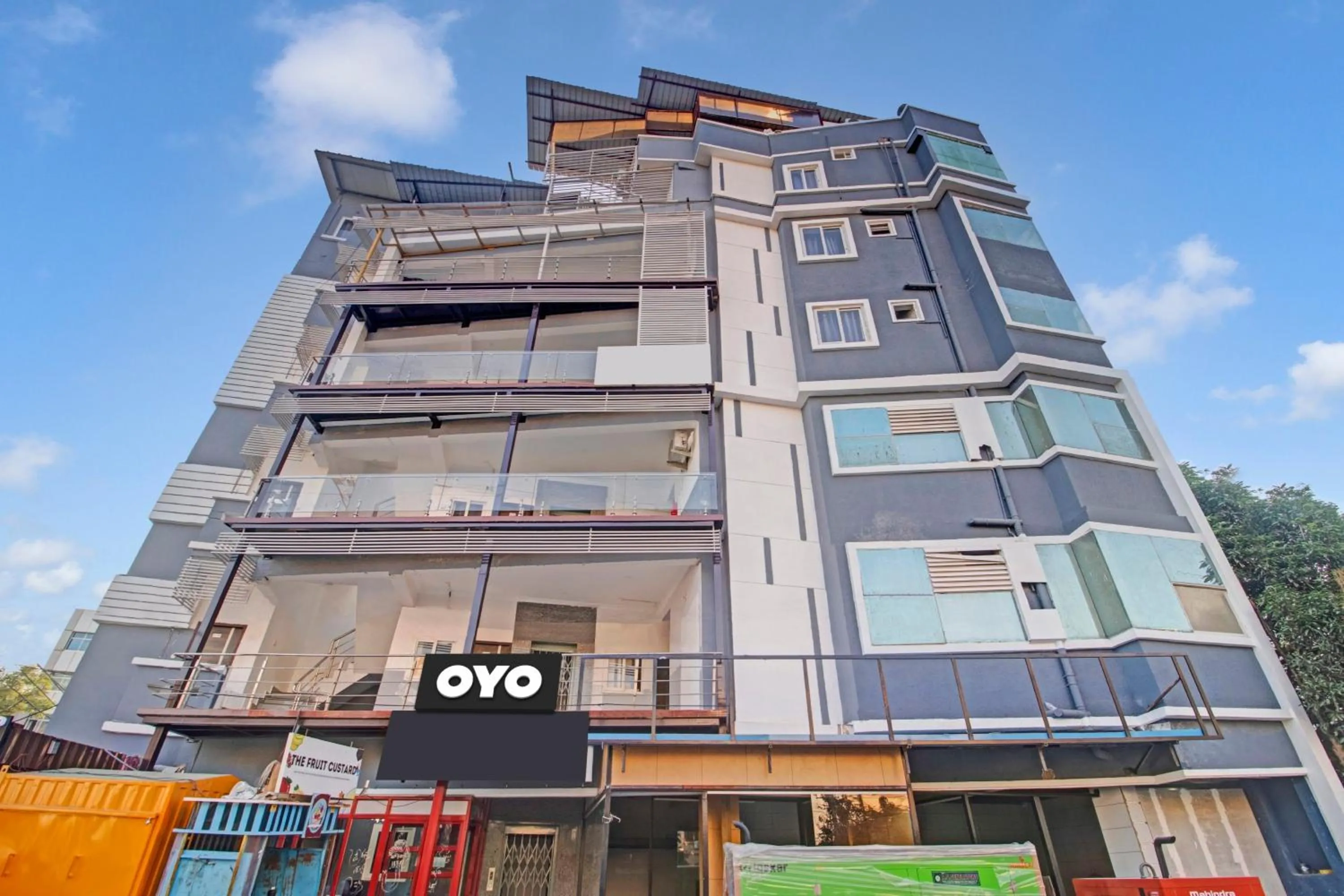 Facade/entrance in Hotel O Sunrise