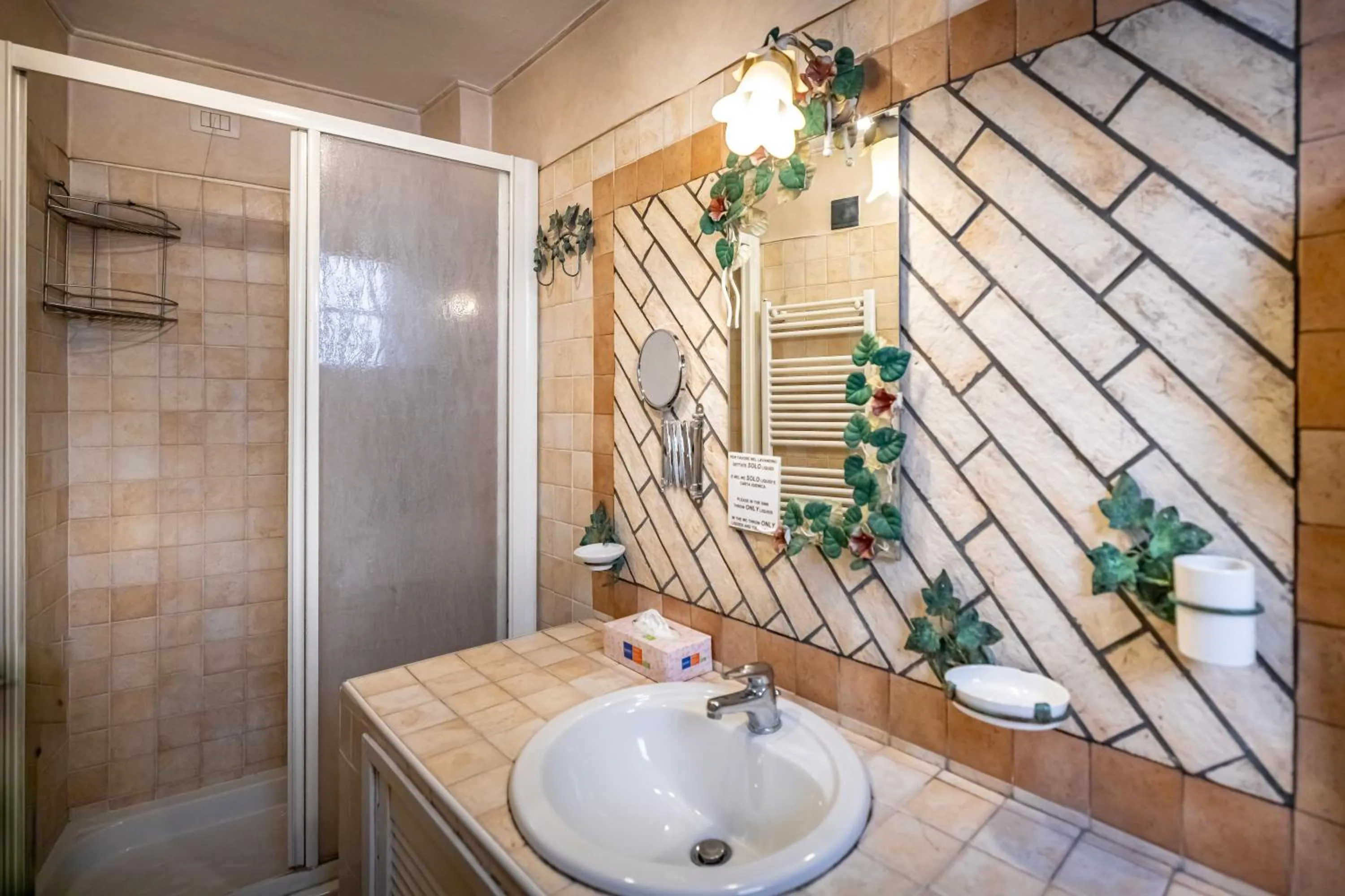 Bathroom in Dei Medici Palace