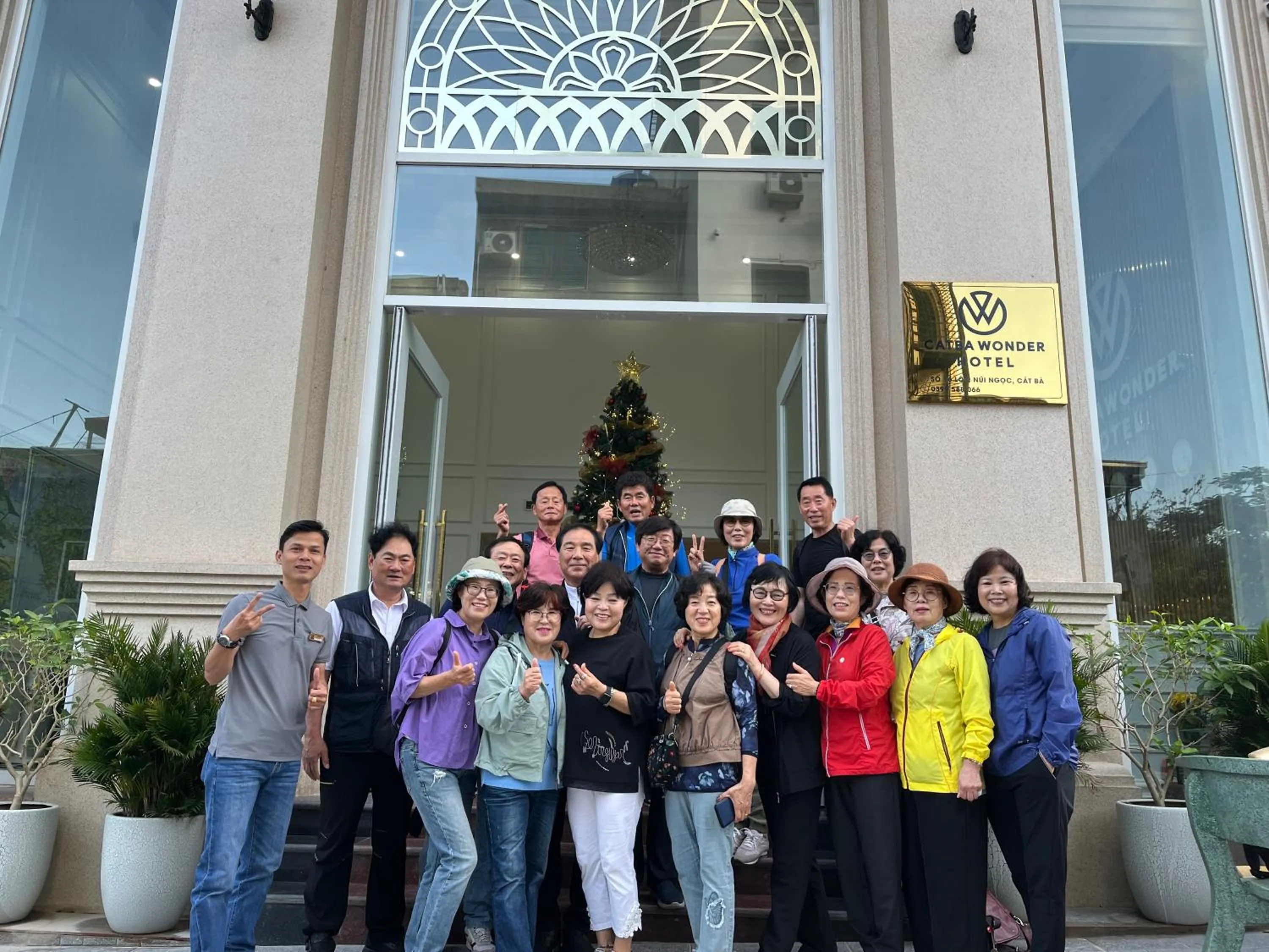 Property building in Cat Ba Wonder Hotel