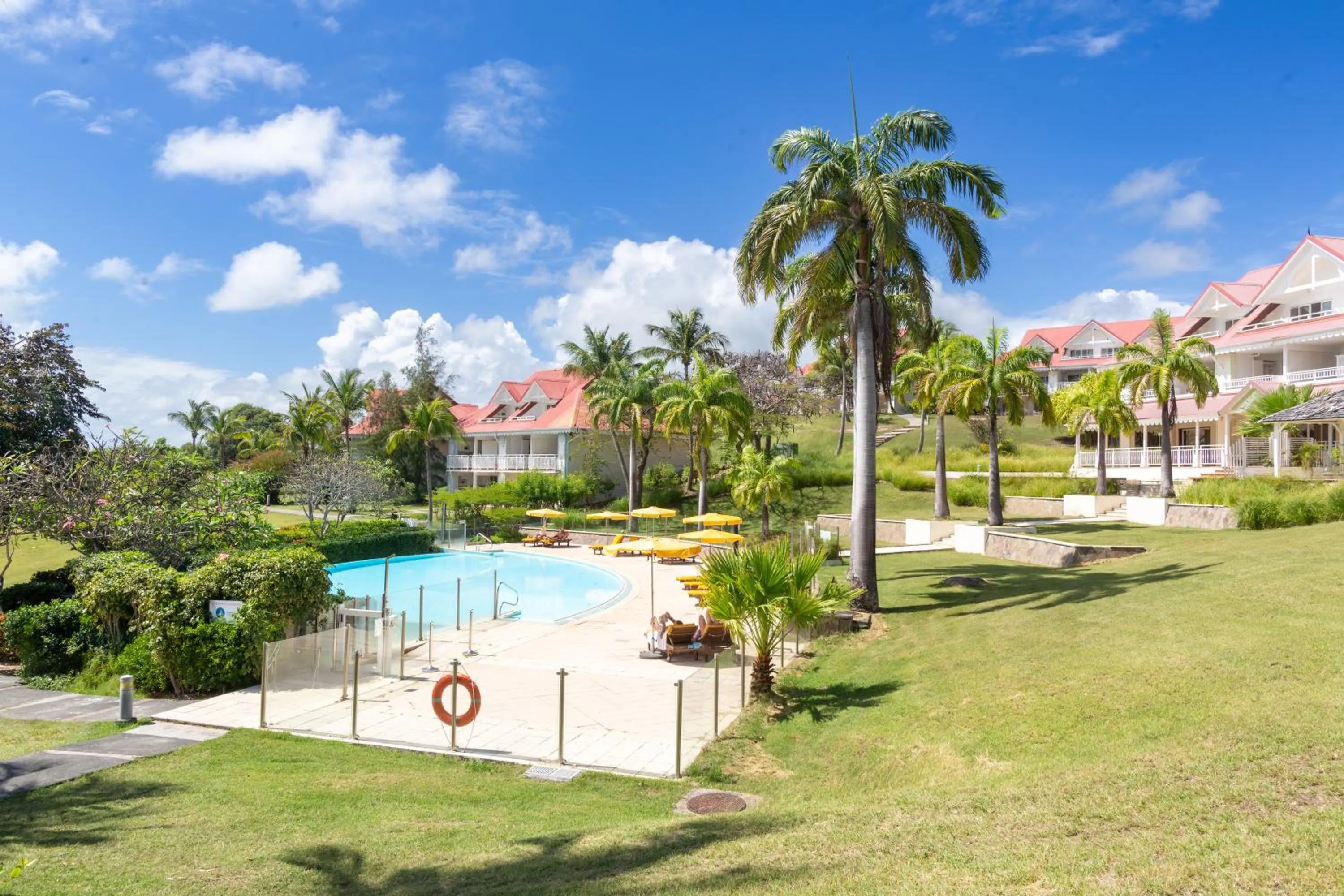 Property building in Résidence Pierre & Vacances Premium Les Tamarins