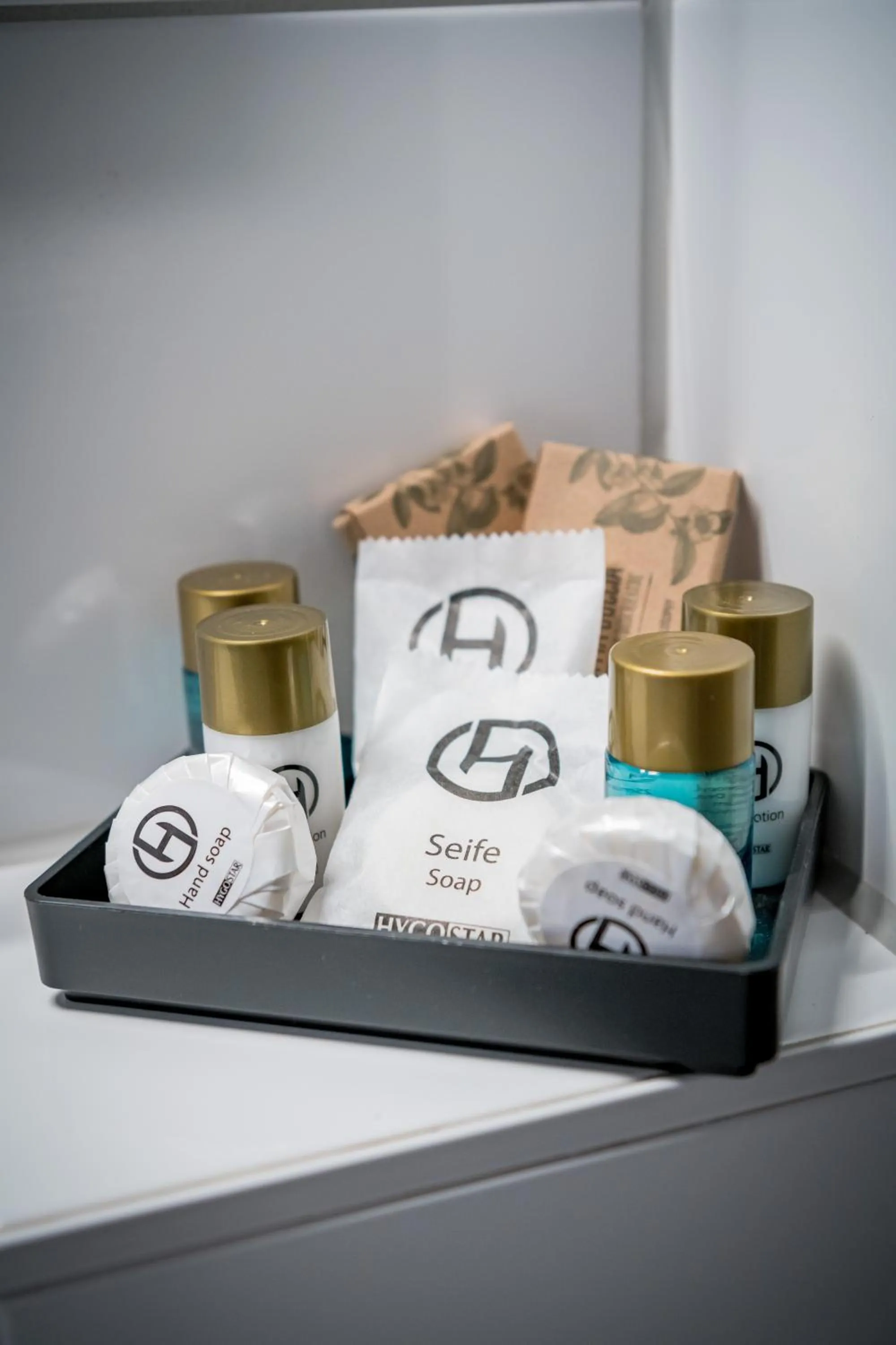 Bathroom in Aparthotel Alma Bonn