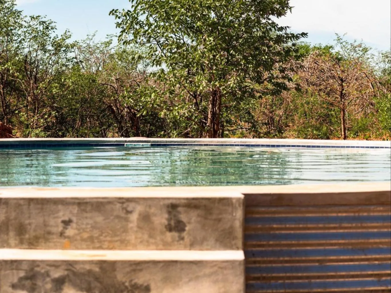 Swimming pool in Kifaru Bush camp