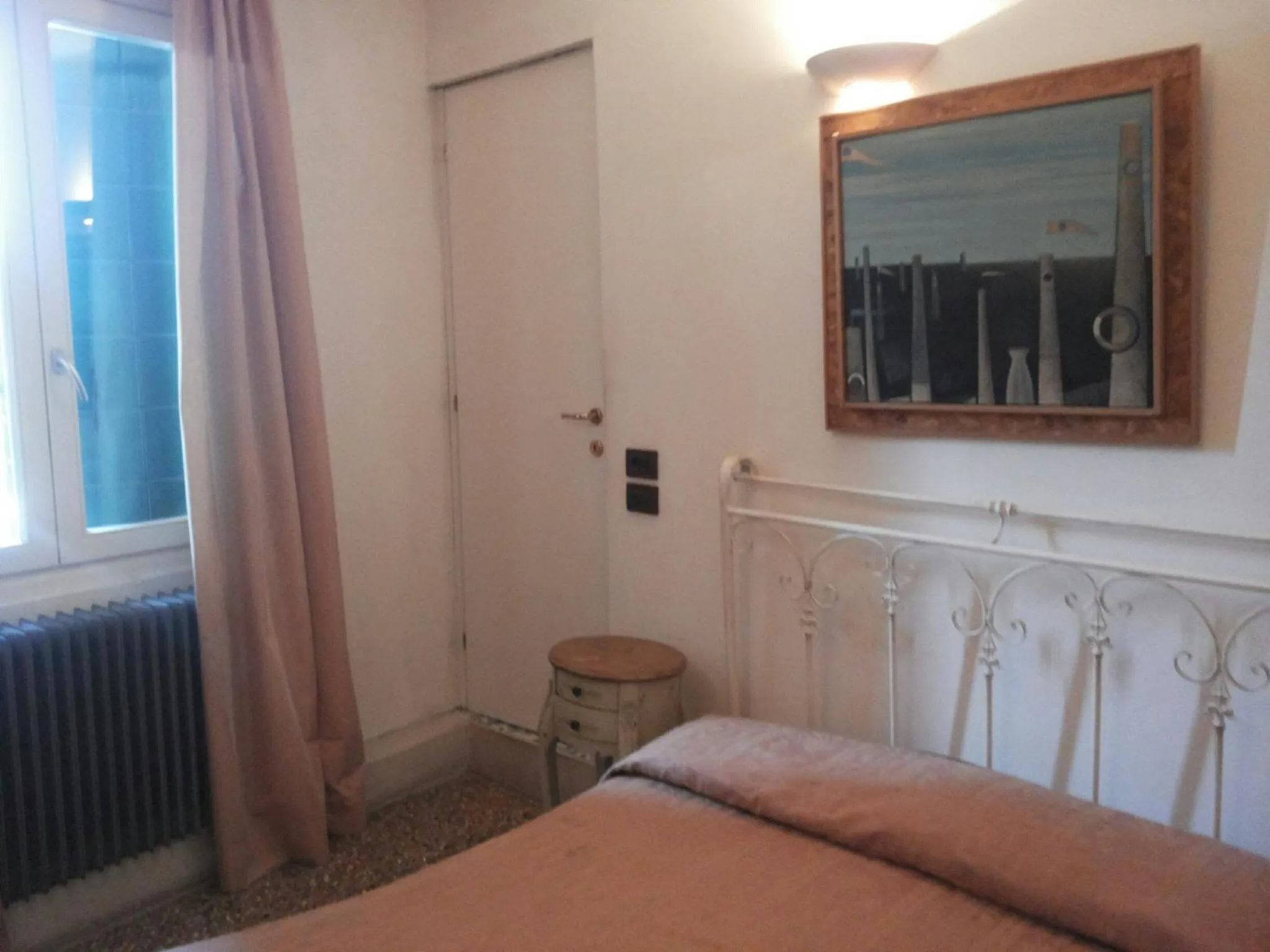 Decorative detail, Bed in Hotel Antico Capon