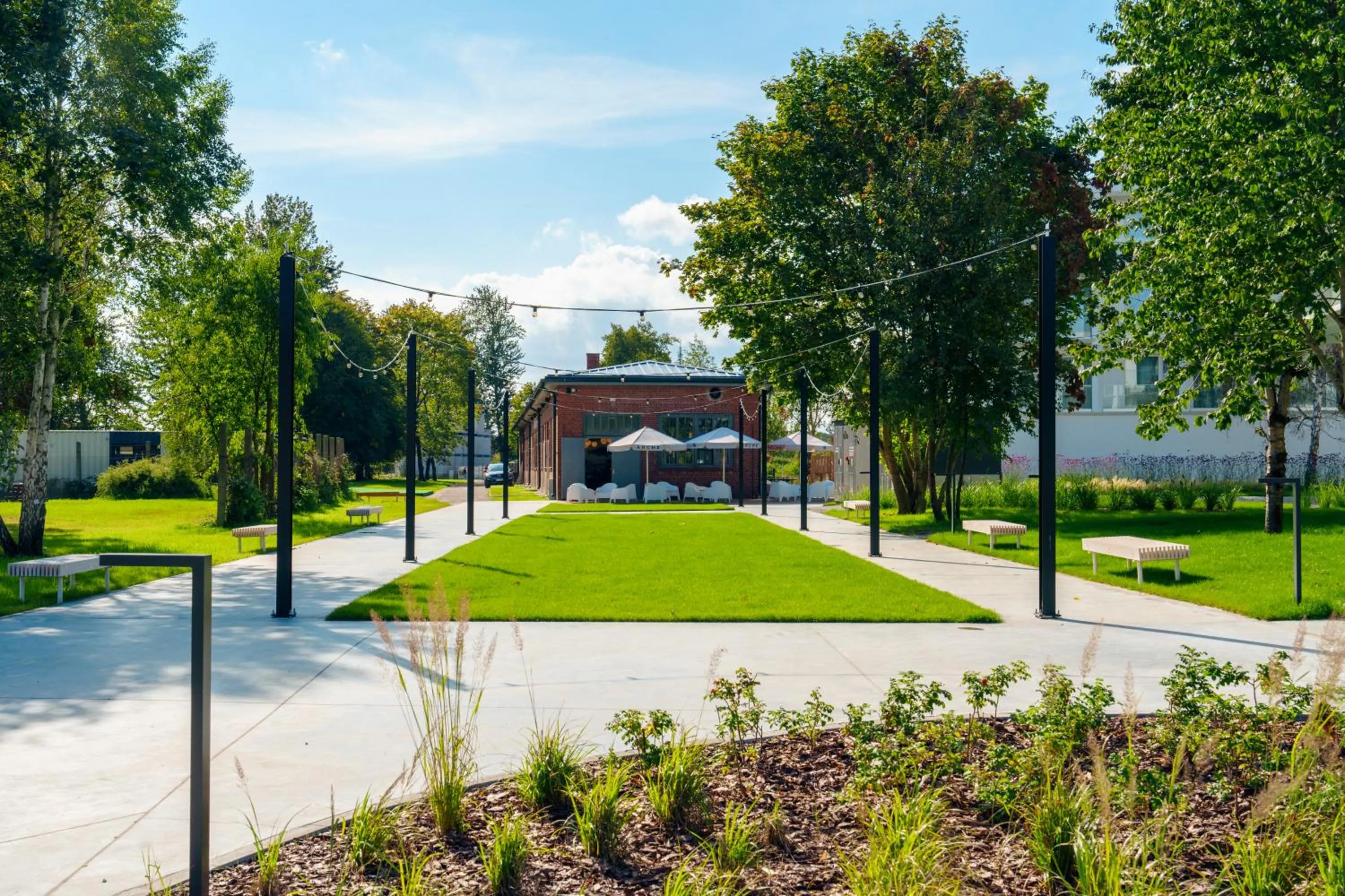 Restaurant/places to eat in Hotel ARCHE Fabryka Samolotów w Mielnie