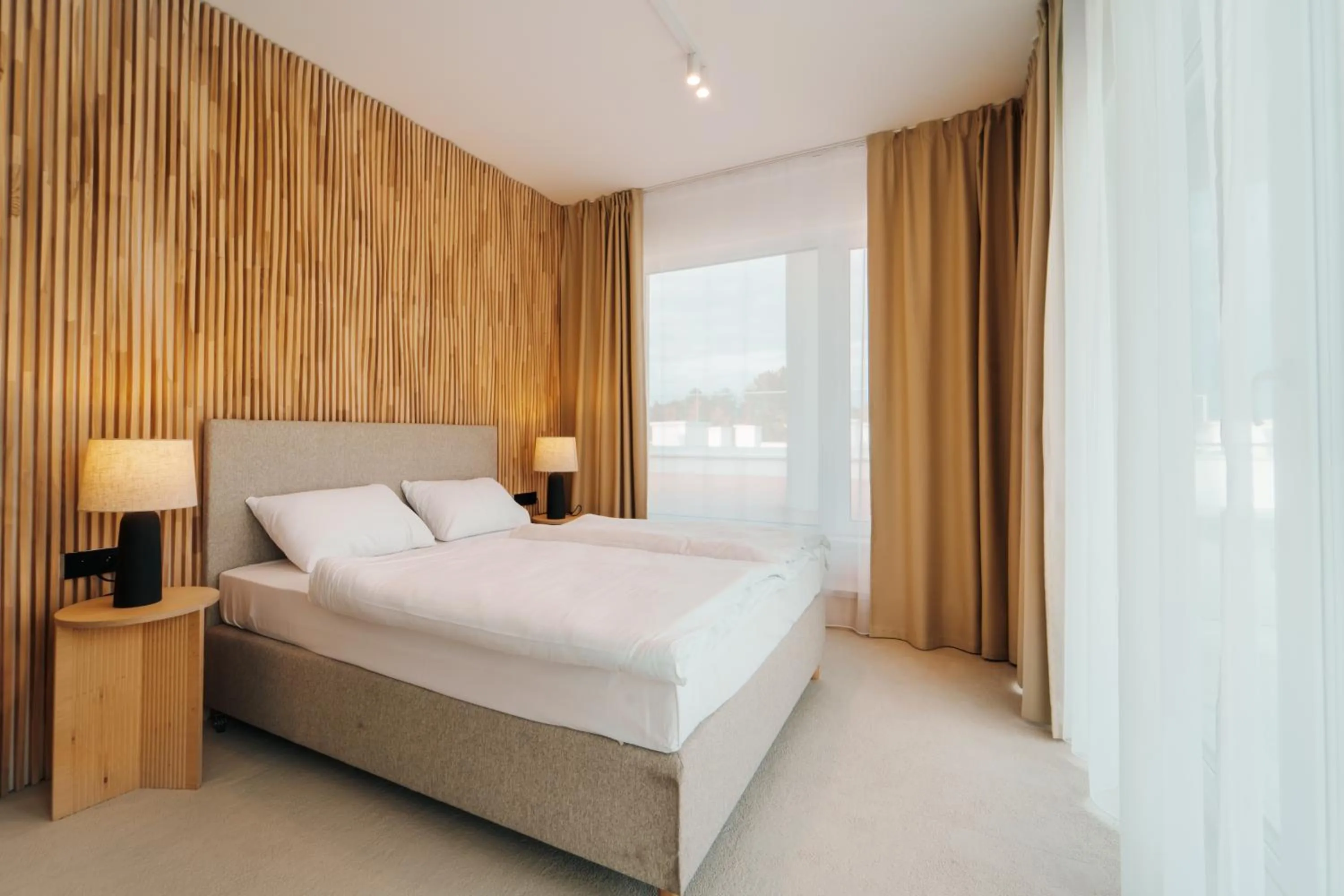 Bed in Hotel ARCHE Fabryka Samolotów w Mielnie