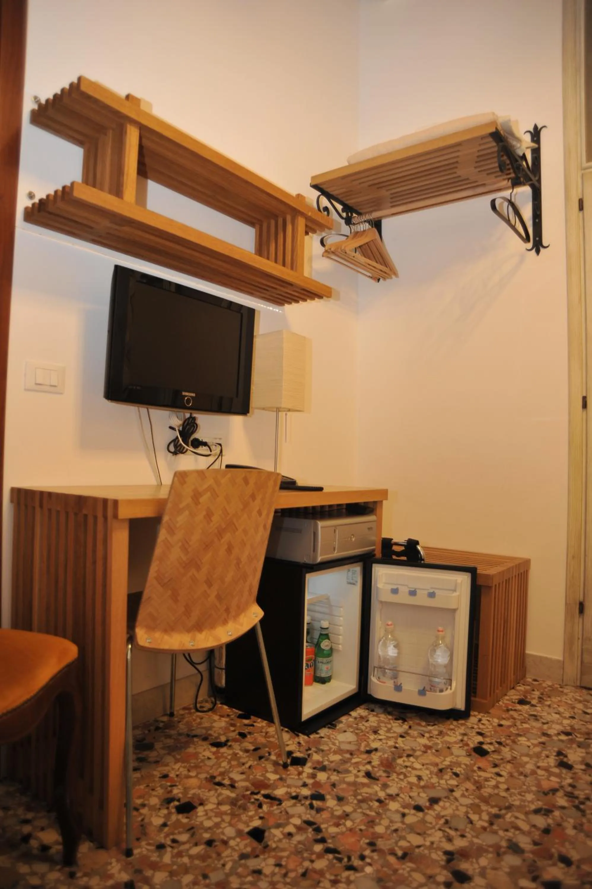 TV and multimedia in 3C B&B