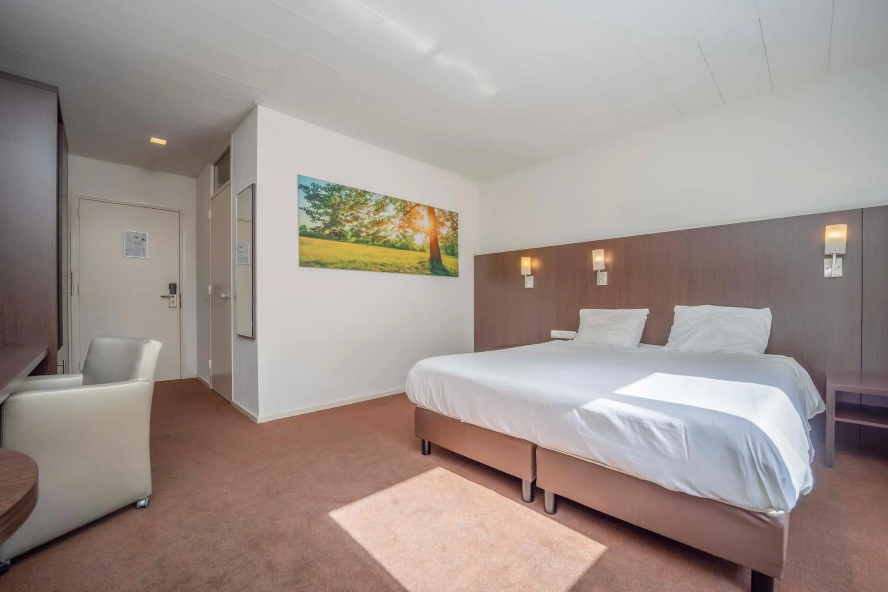 Bedroom, Bed in Fletcher Hotel-Restaurant Waalwijk