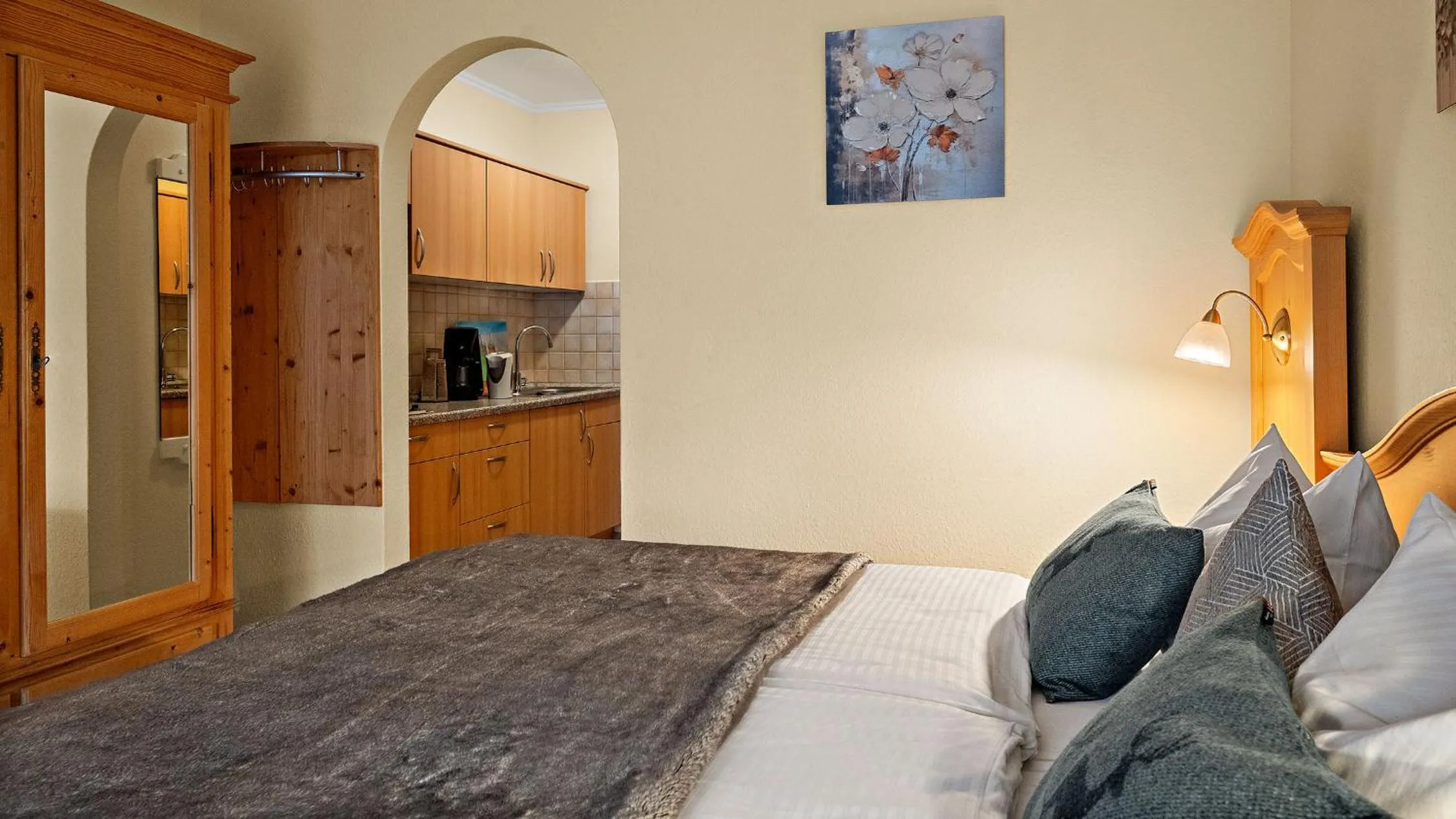 Photo of the whole room, Bed in Apparthotel Jagdhof