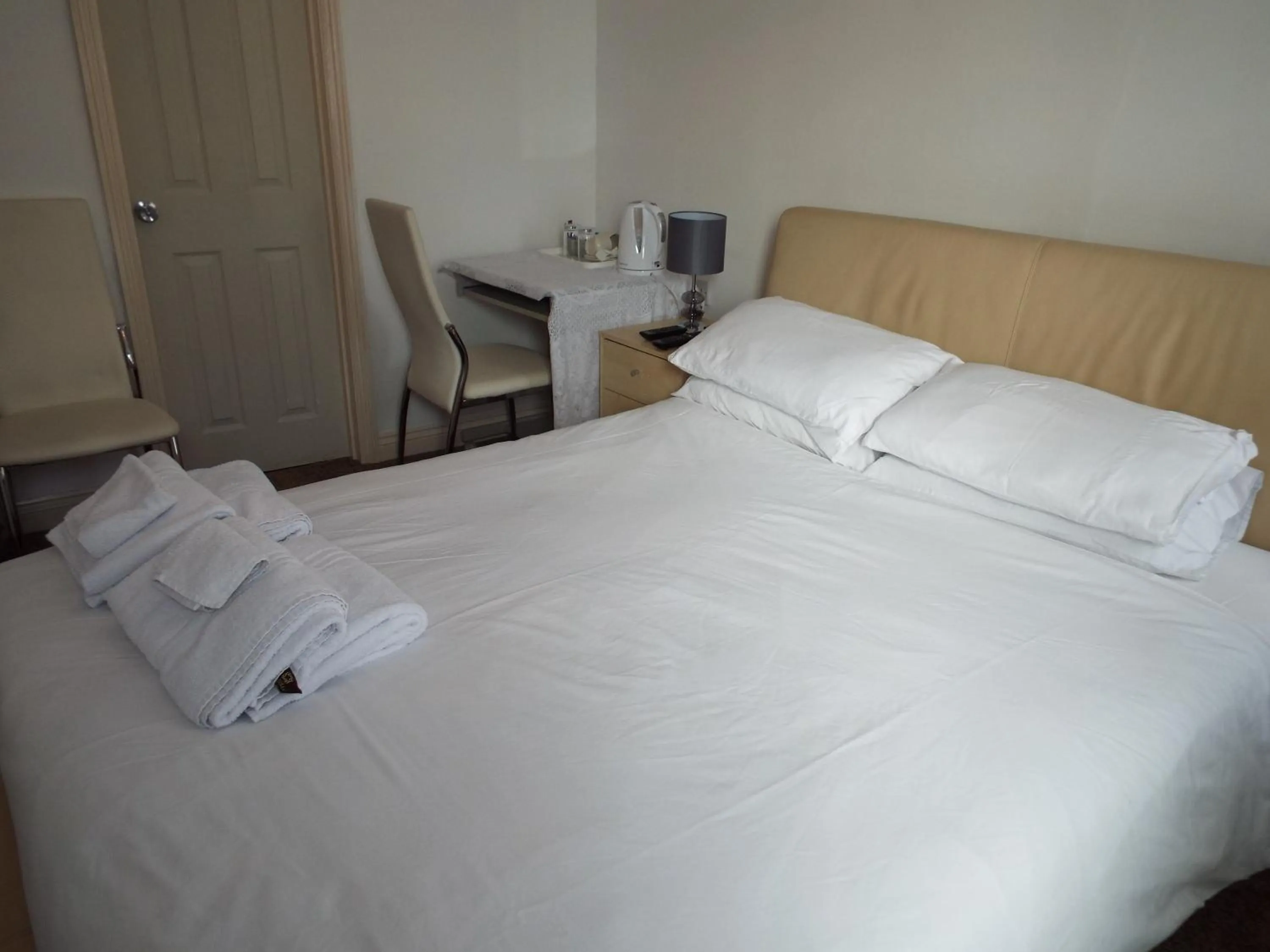 Bed in Mount Lavinia