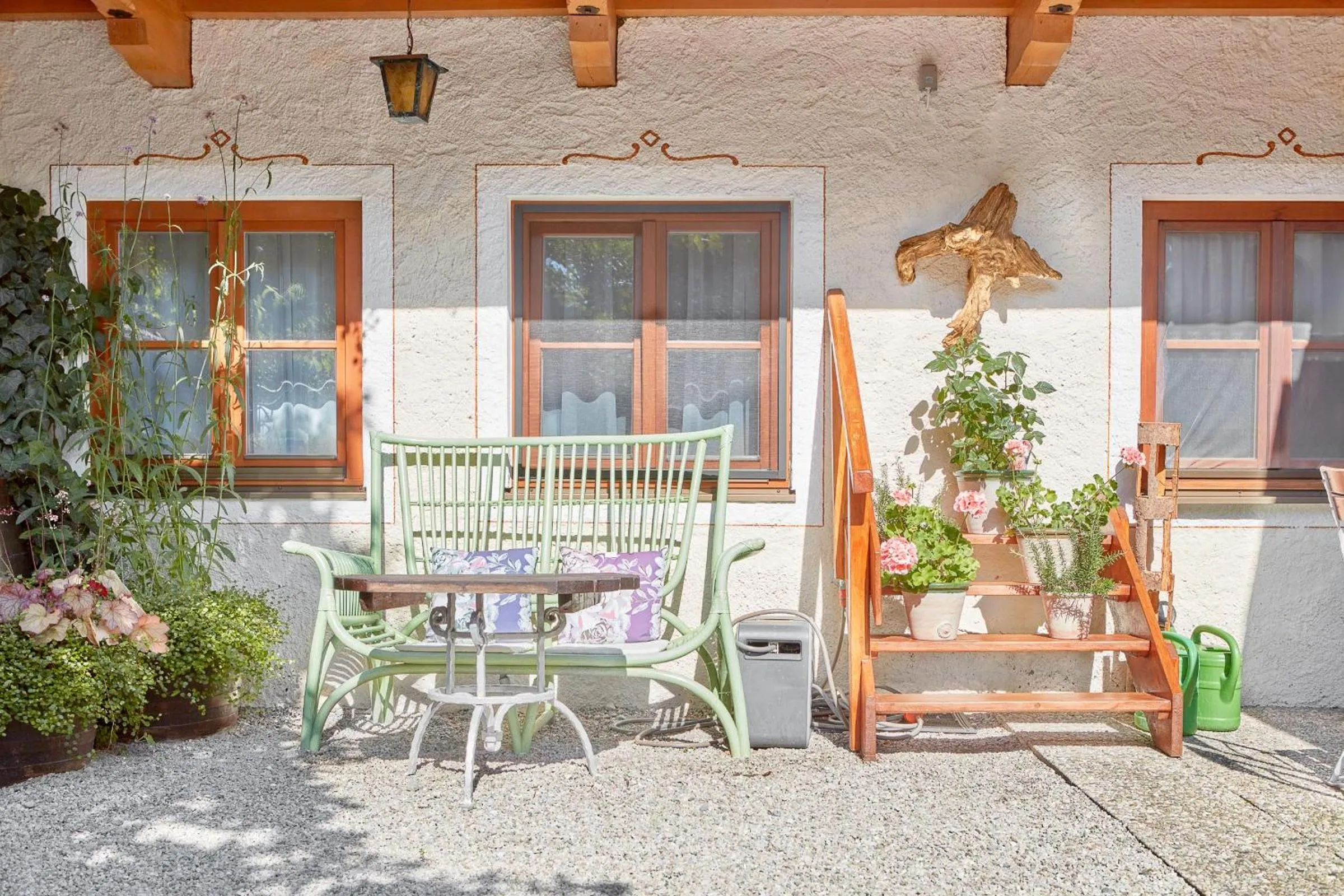 Inner courtyard view in Hotel Garni Alte Säge Ruhpolding inkl Chiemgaukarte