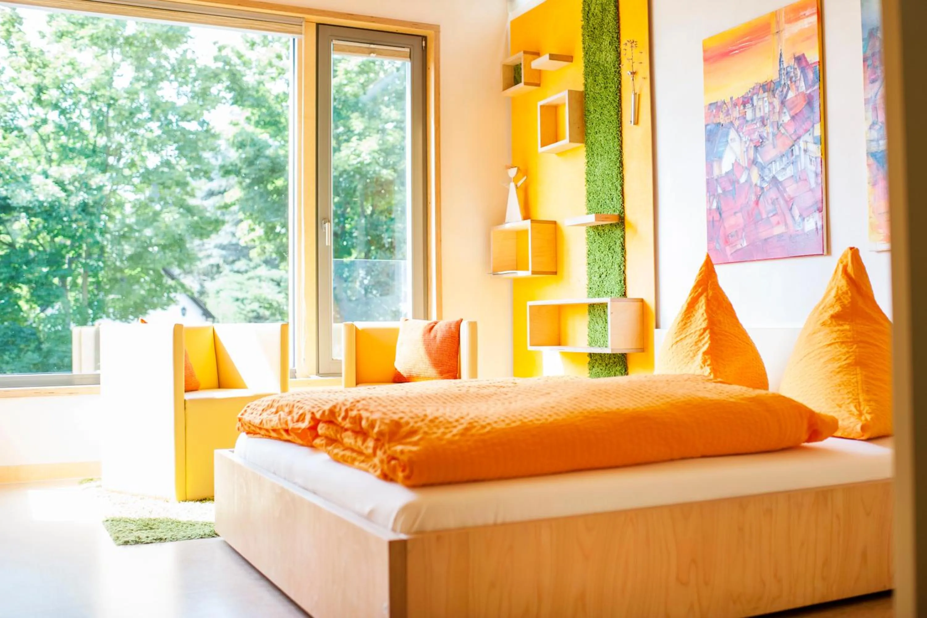 Photo of the whole room, Bed in SELBSTgemacht