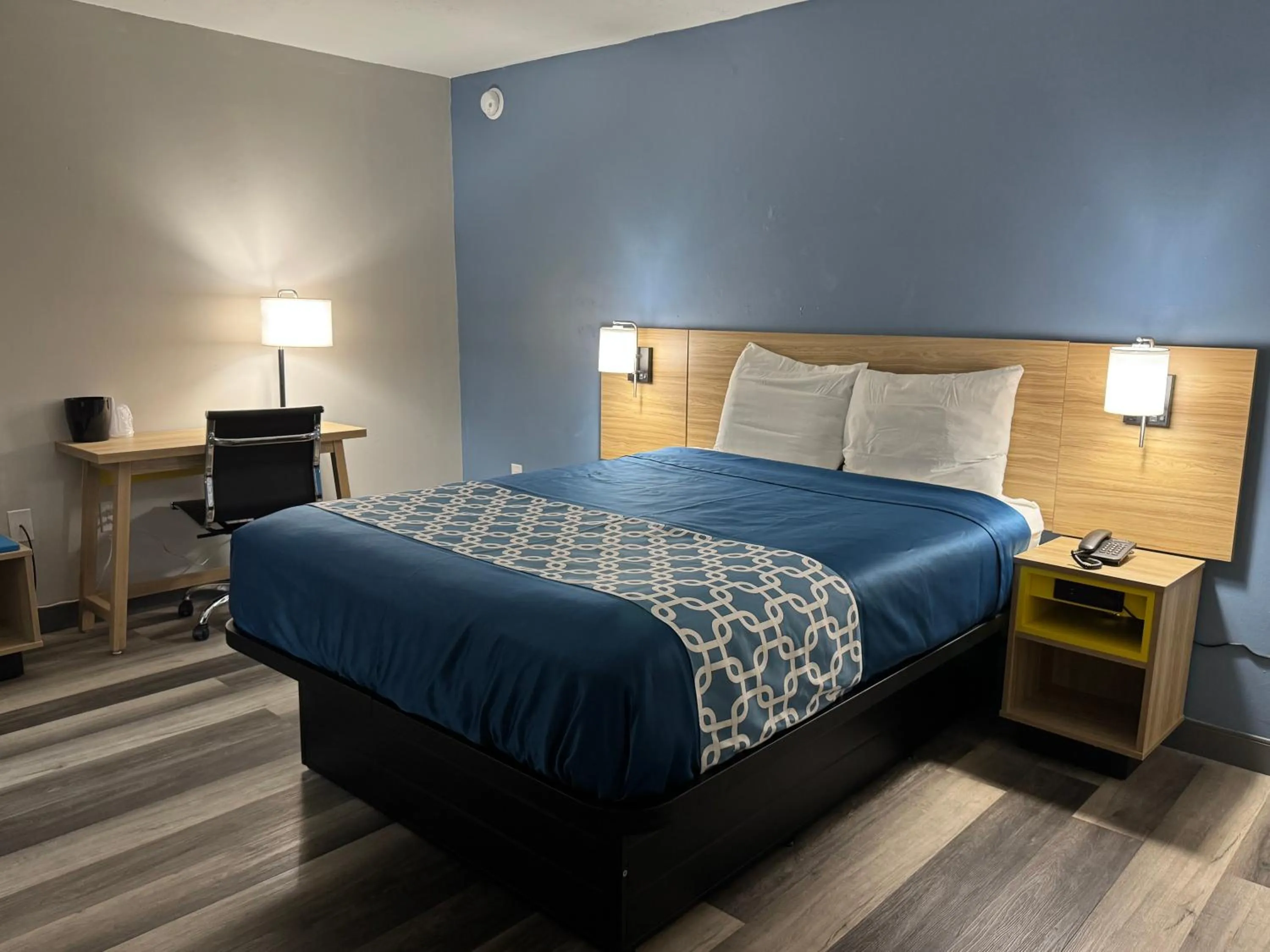 Bed in Travelodge by Wyndham Gainesville