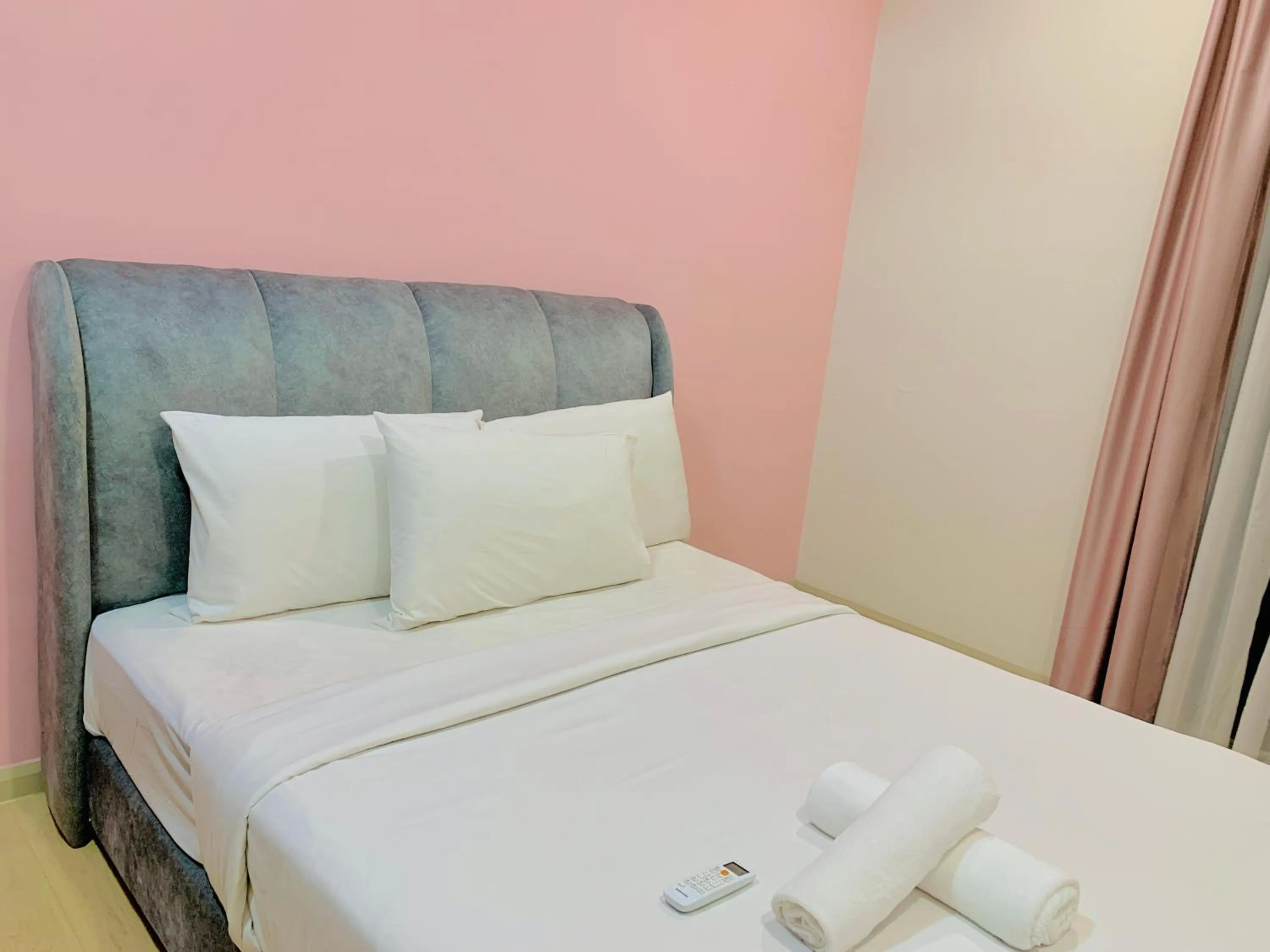 Bed in Star KLCC by Arman