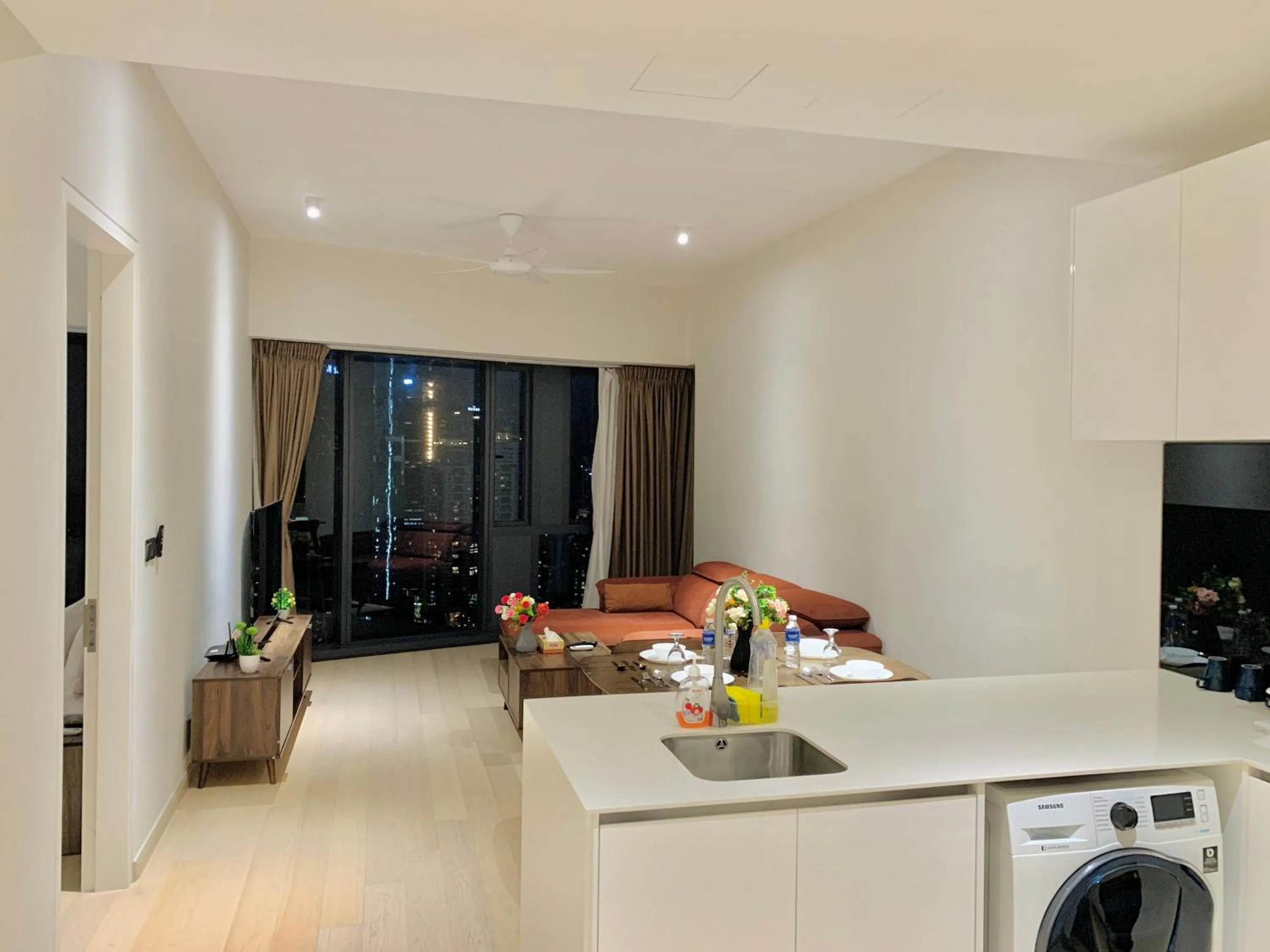 Living room in Star KLCC by Arman