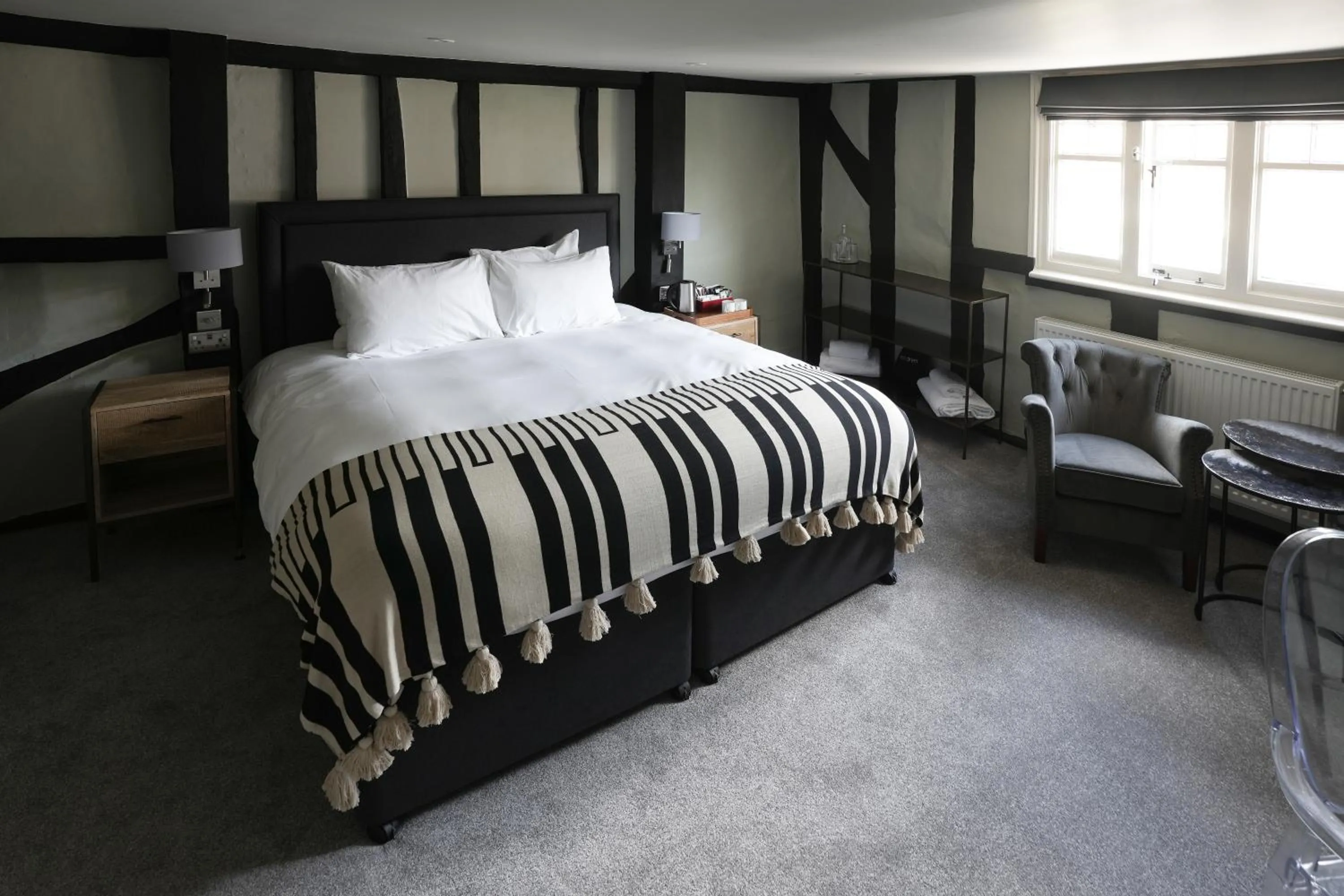 Bedroom, Bed in The Windmill