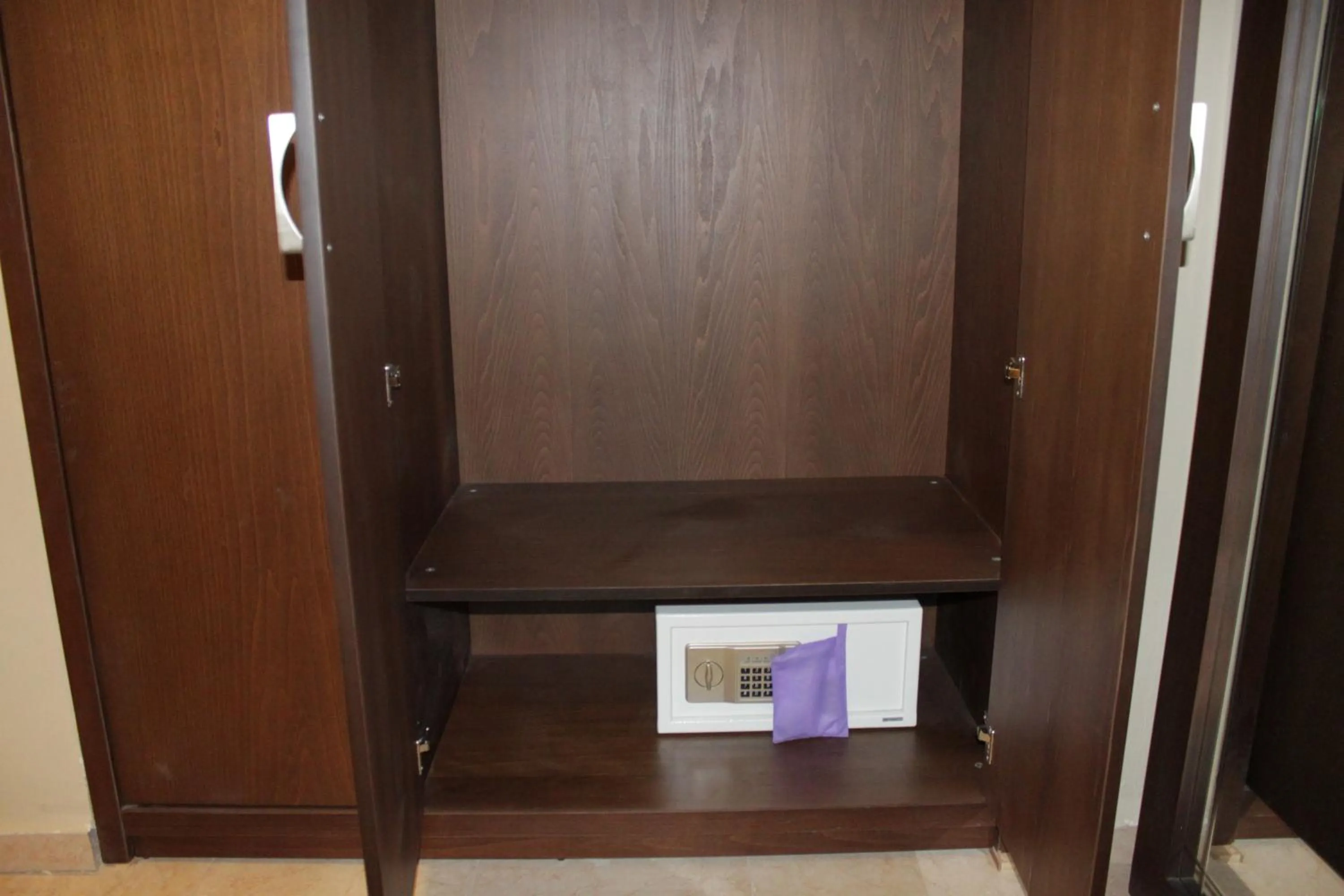 safe in Hotel Mauricenter Nouakchott