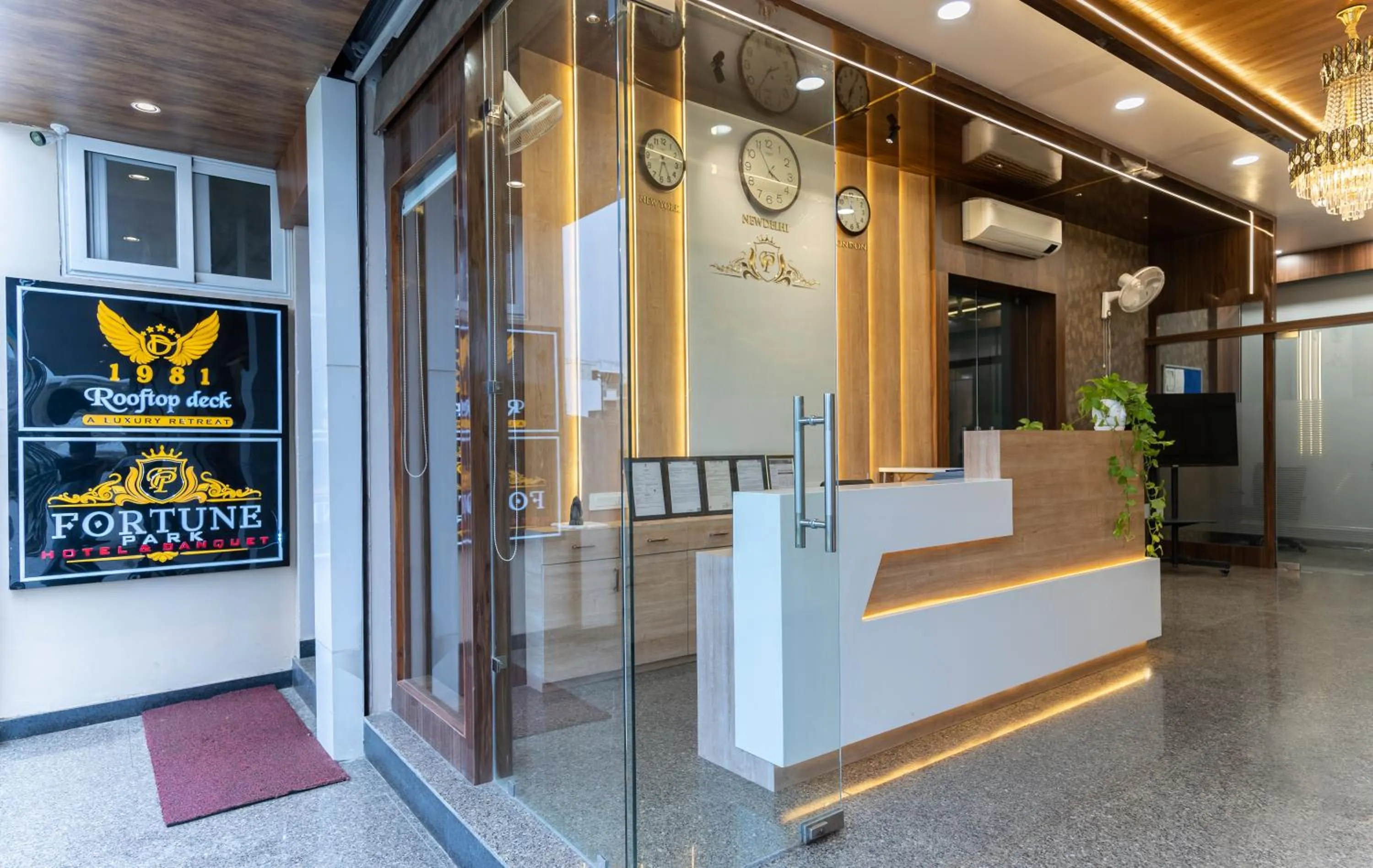 Facade/entrance in D Fortune Park